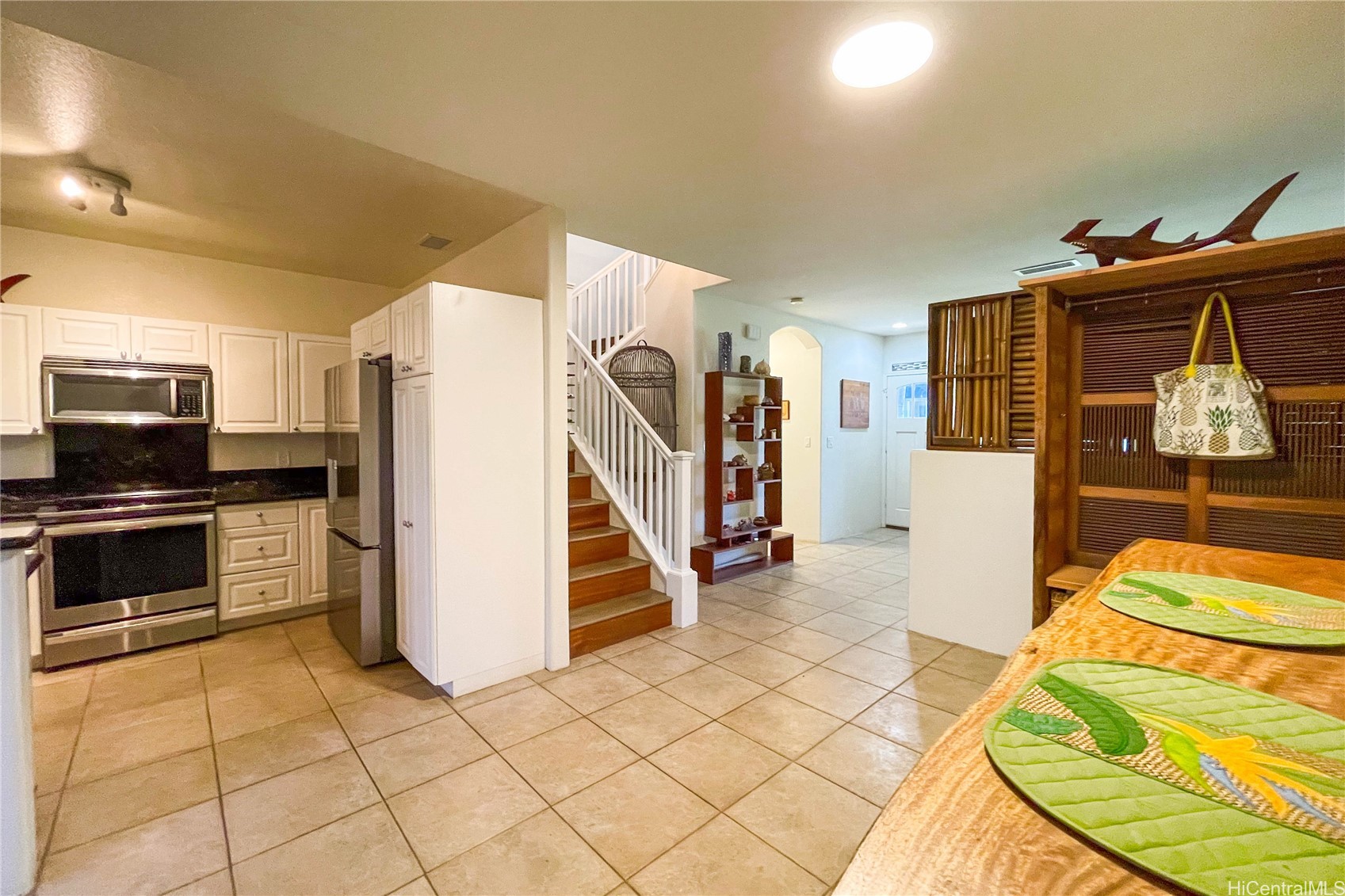 エバ | 91-1020 Kaipalaoa Street, Ewa Beach, HI 96706