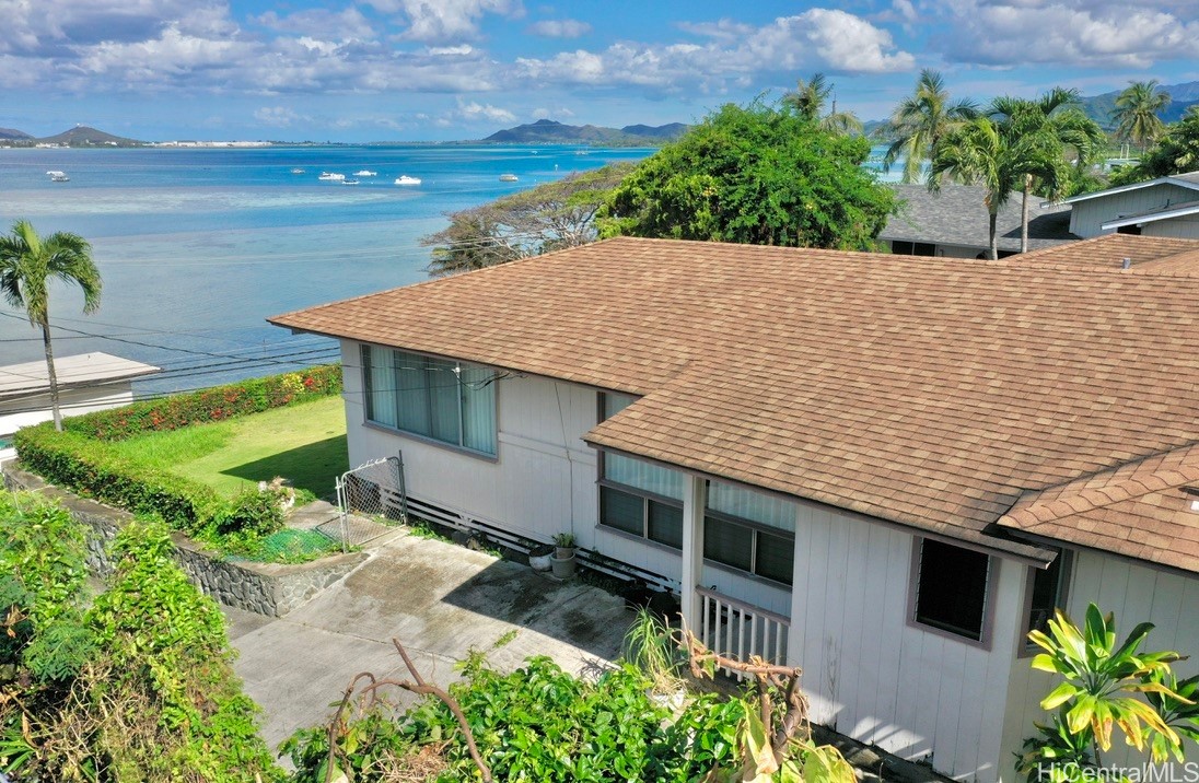 カネオヘ | 47-26 Kamehameha Highway, Kaneohe, HI 96744