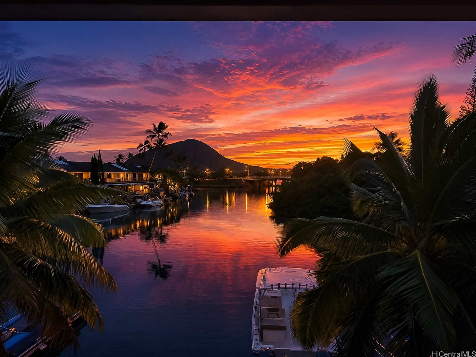 ハワイカイ | 209 Kawaihae Street, Honolulu, HI 96825