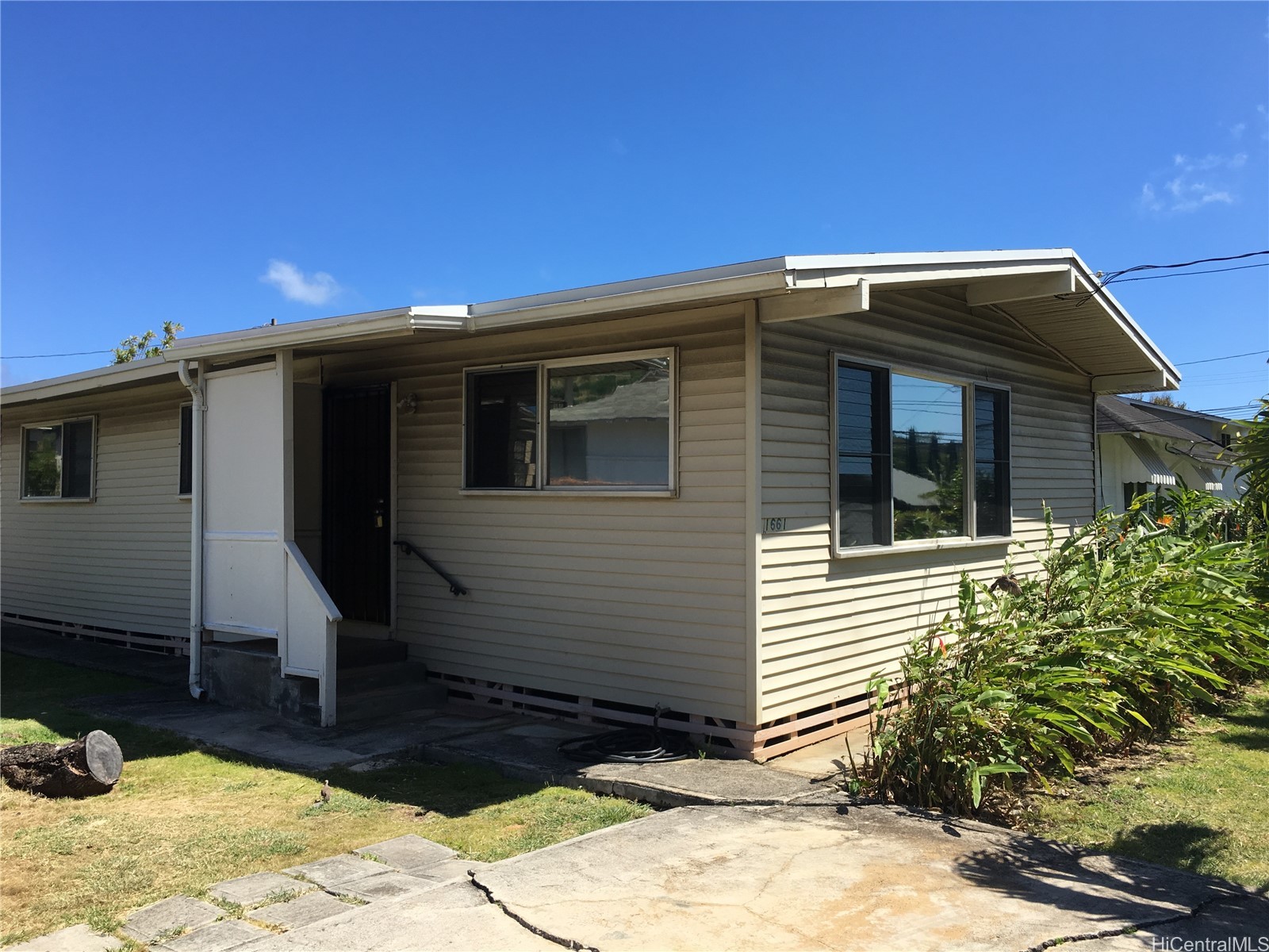カハラ・ワイアラエ | 1661 Palolo Avenue, Honolulu, HI 96816