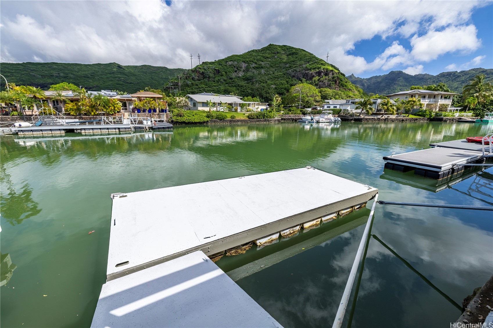 ハワイカイ | 246 Opihikao Way, Honolulu, HI 96825