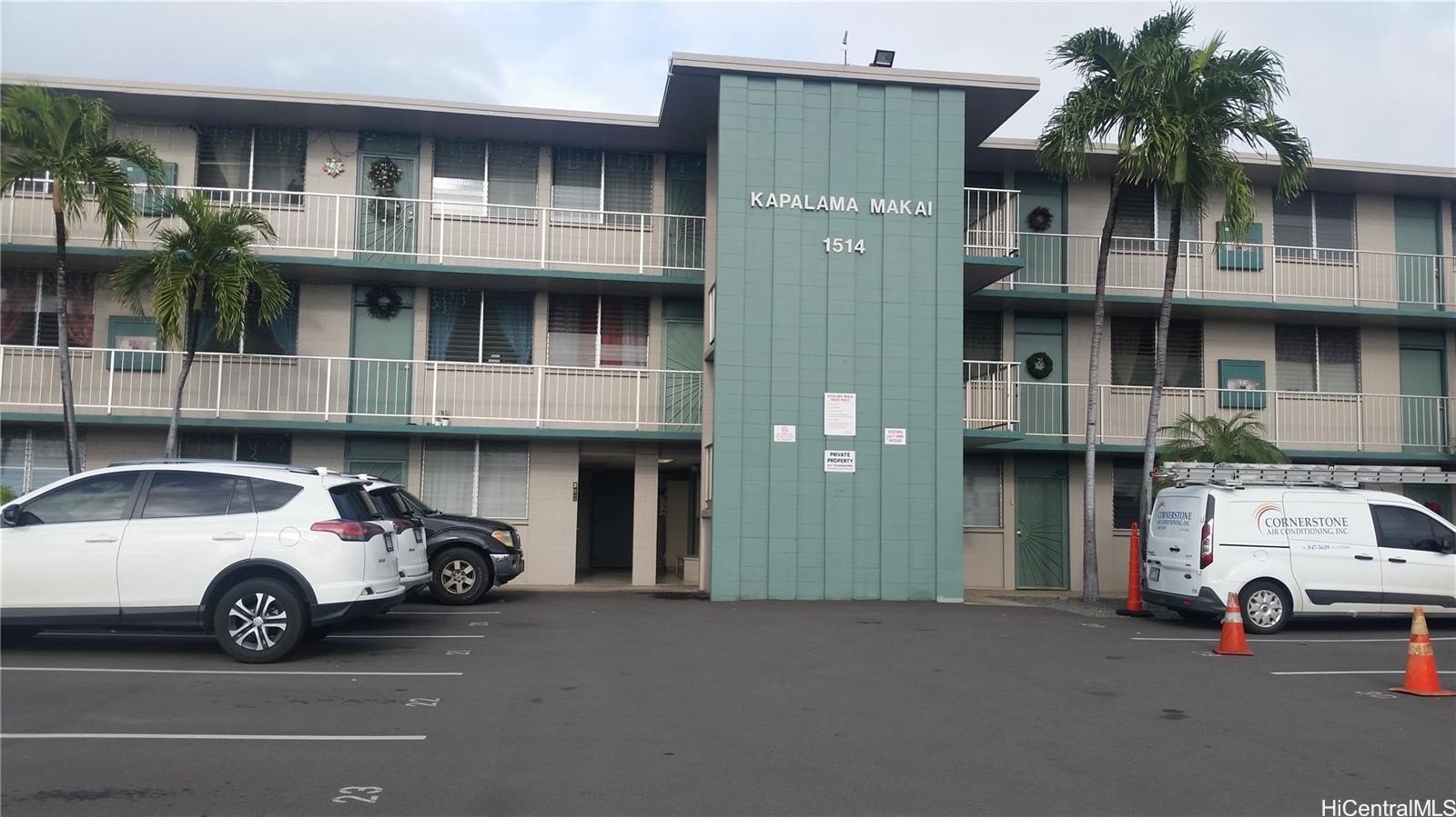 1514 Dillingham Boulevard, Honolulu, HI 96817
