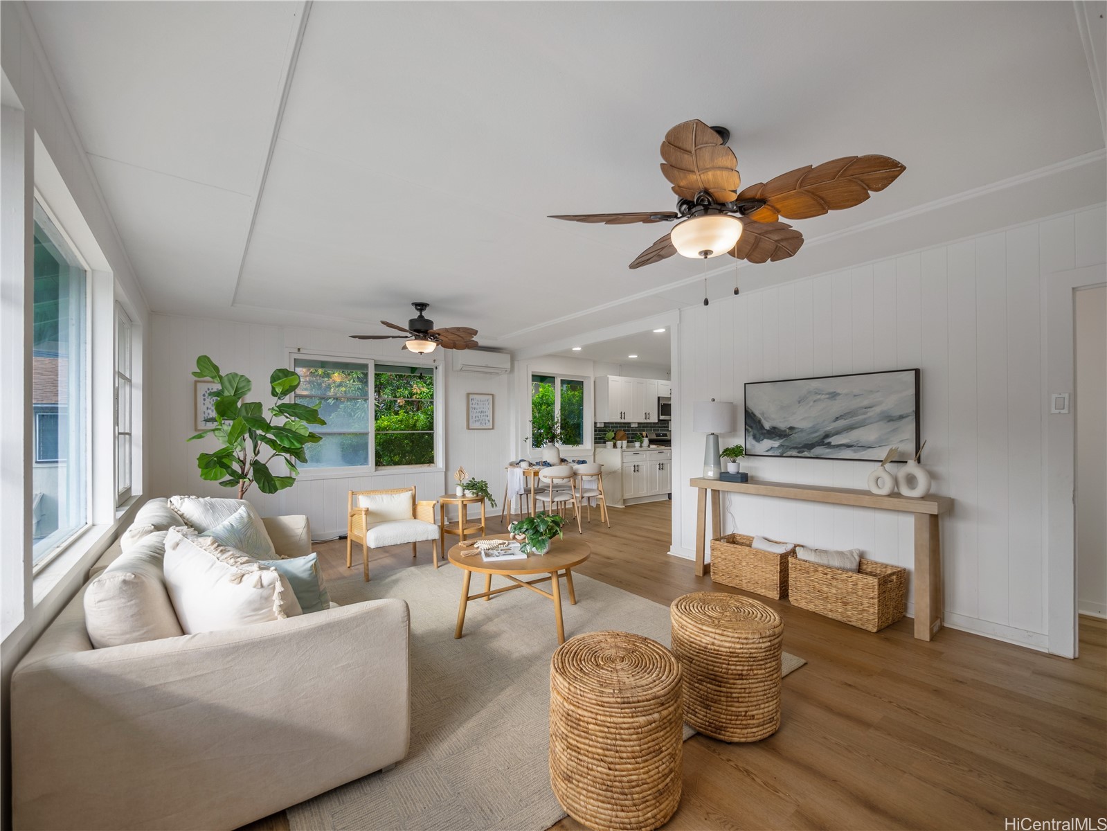 カハラ・ワイアラエ | 1747 10th Avenue, Honolulu, HI 96816