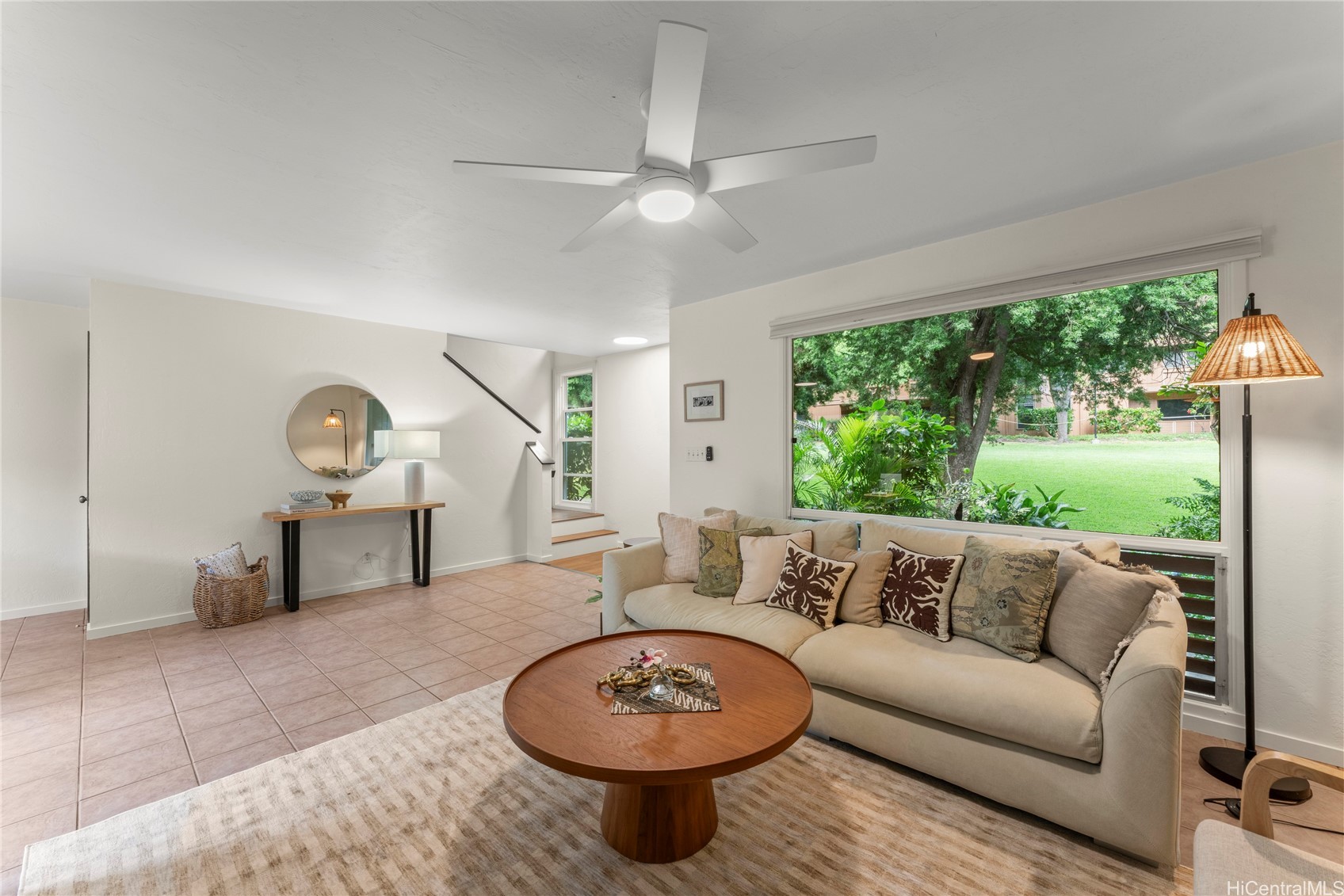 カハラ・ワイアラエ | 370 Haleloa Place, Honolulu, HI 96821