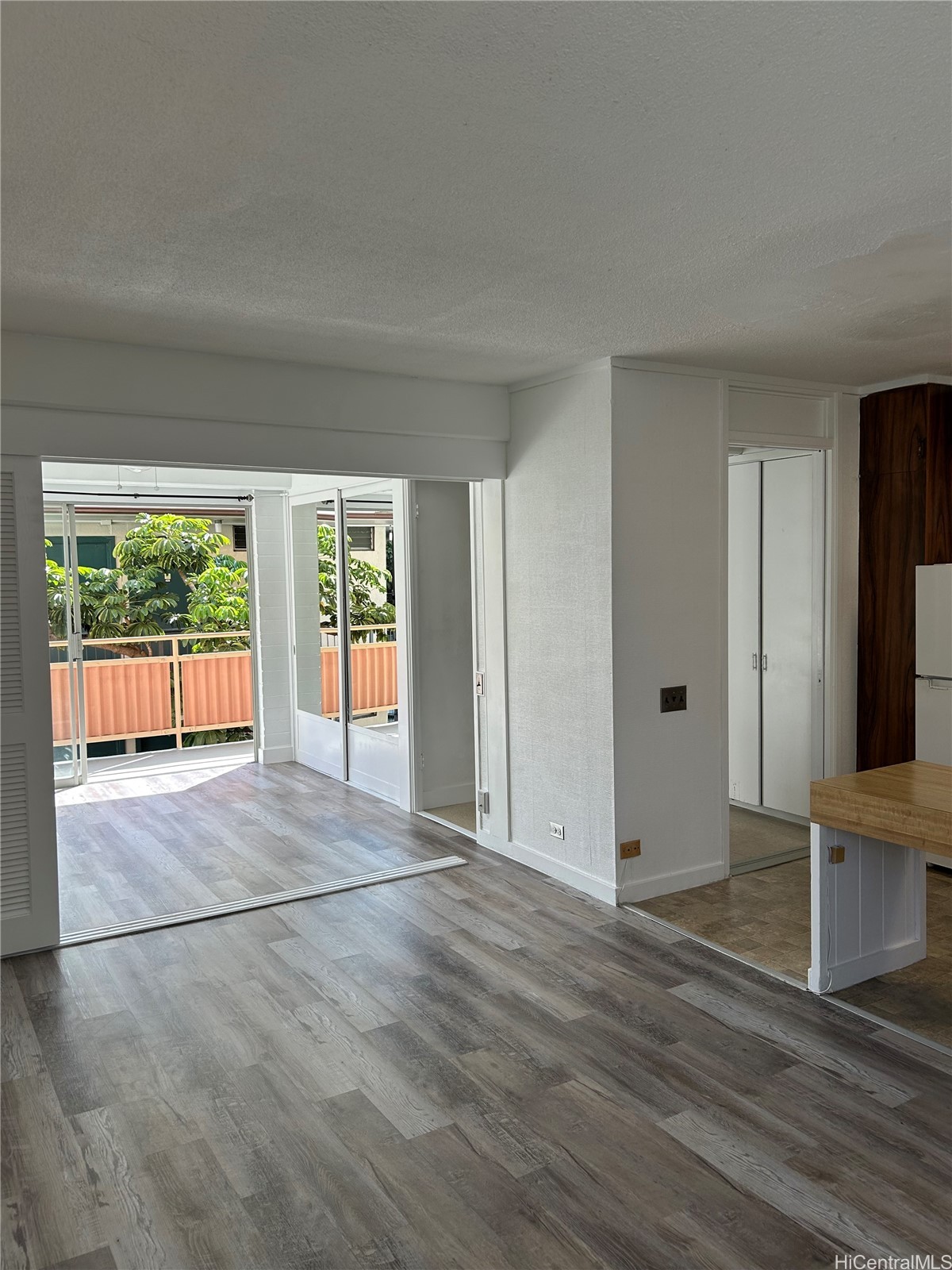 ワイキキ | 417 Nohonani Street, Honolulu, HI 96815