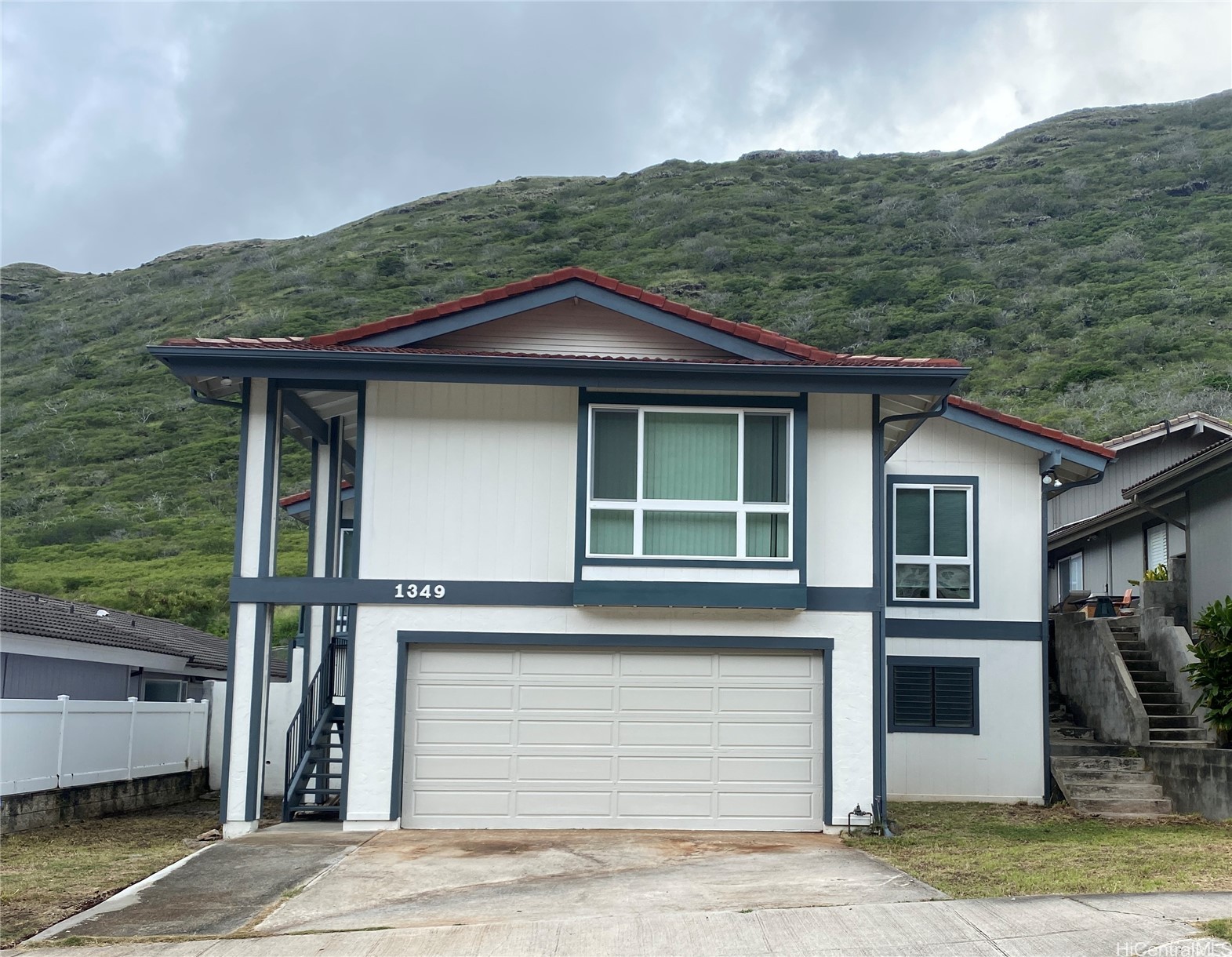 ハワイカイ | 1349 Lunalilo Home Road, Honolulu, HI 96825