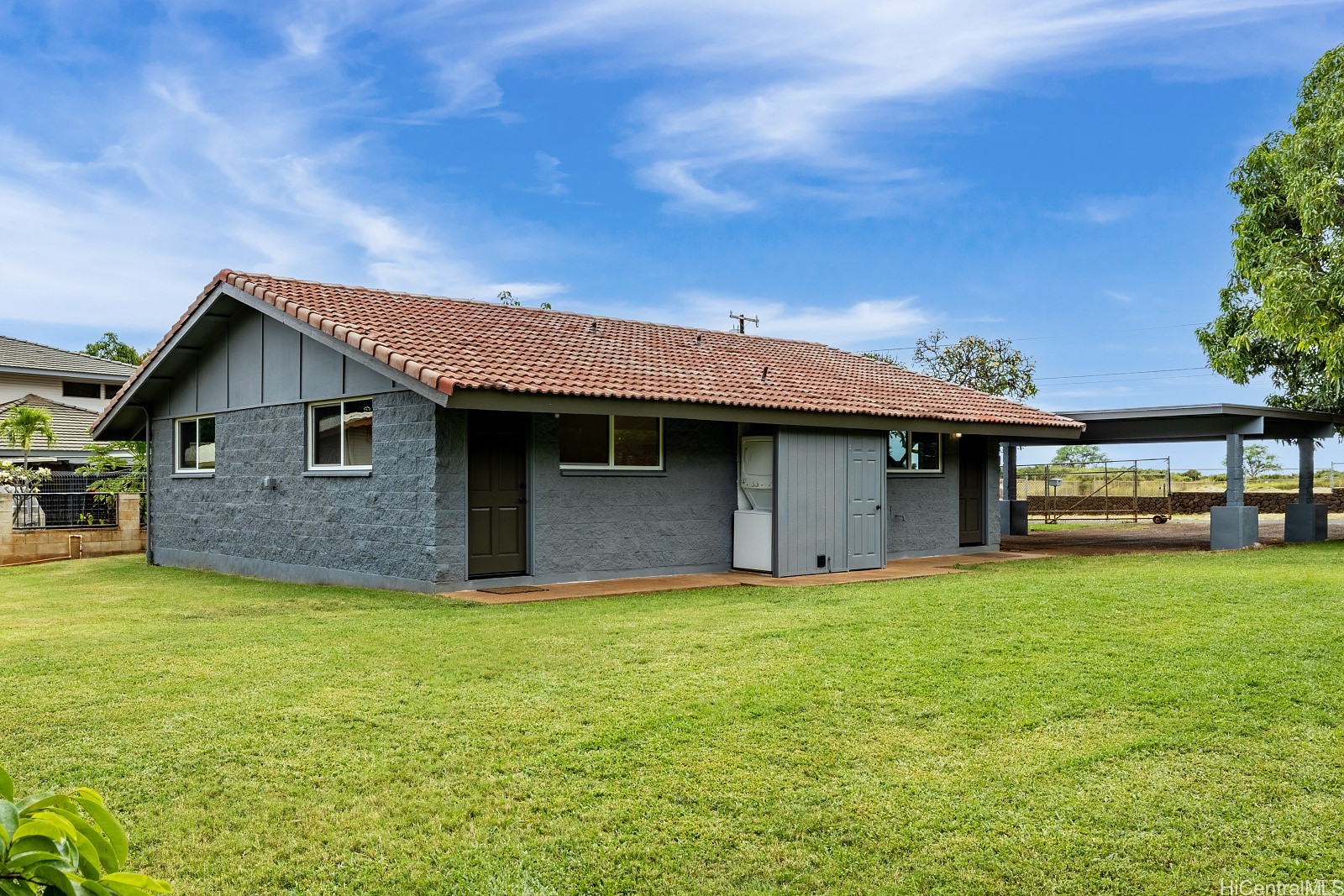 ワイアナエ・マカハ | 84363 Ikuone Place, Waianae, HI 96792
