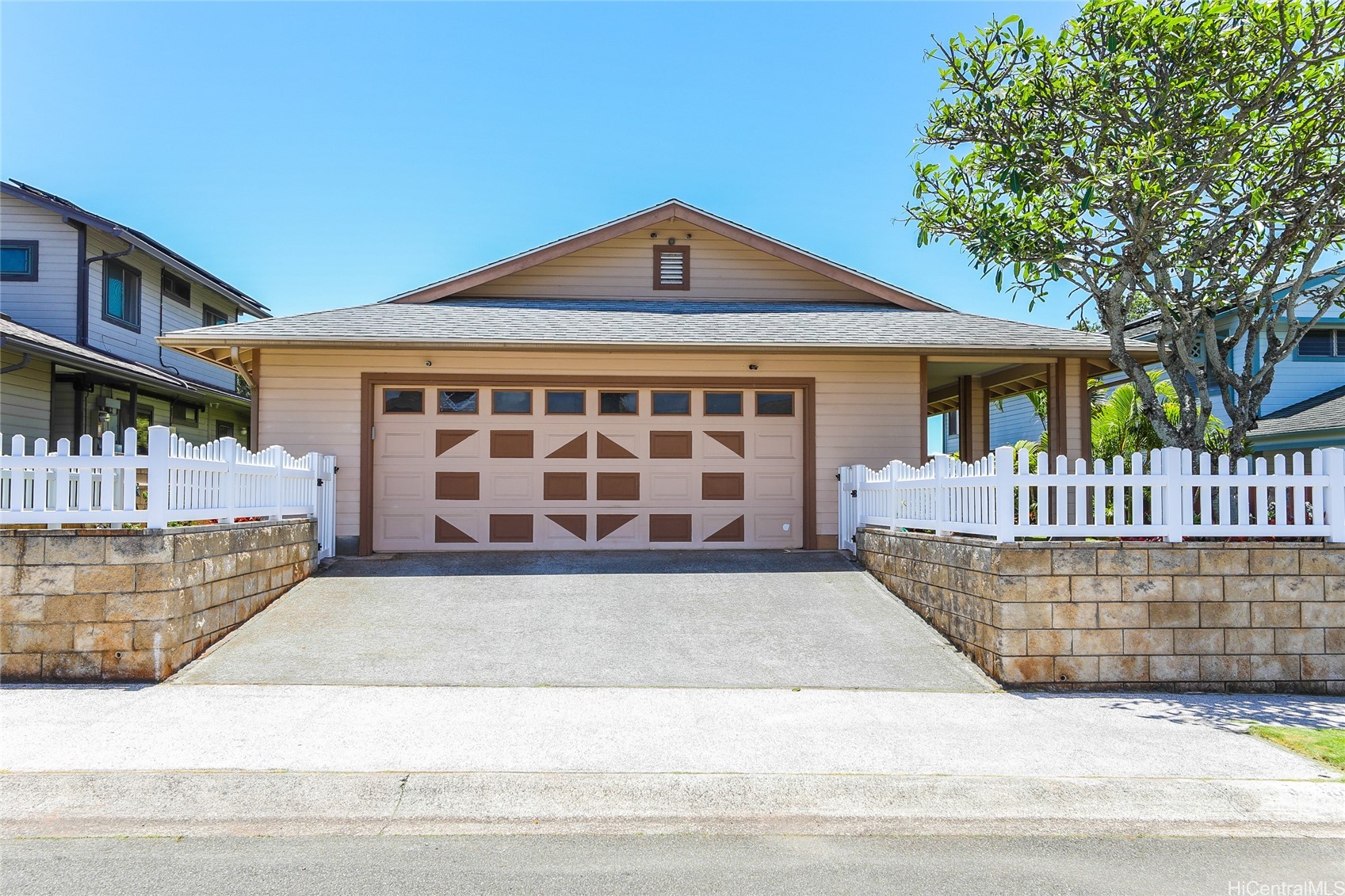ソルトレイク | 94-489 Mulehu Street, Mililani, HI 96789