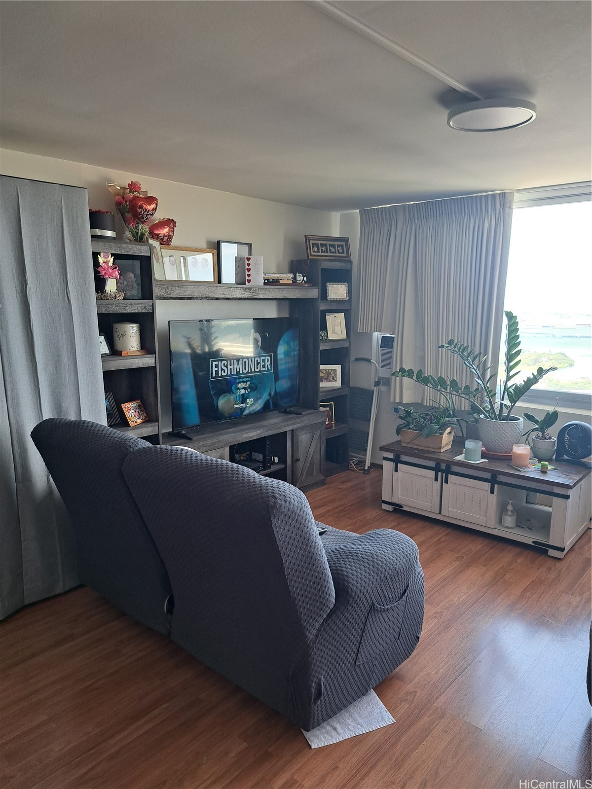 ソルトレイク | 98-288 Kaonohi Street, Aiea, HI 96701