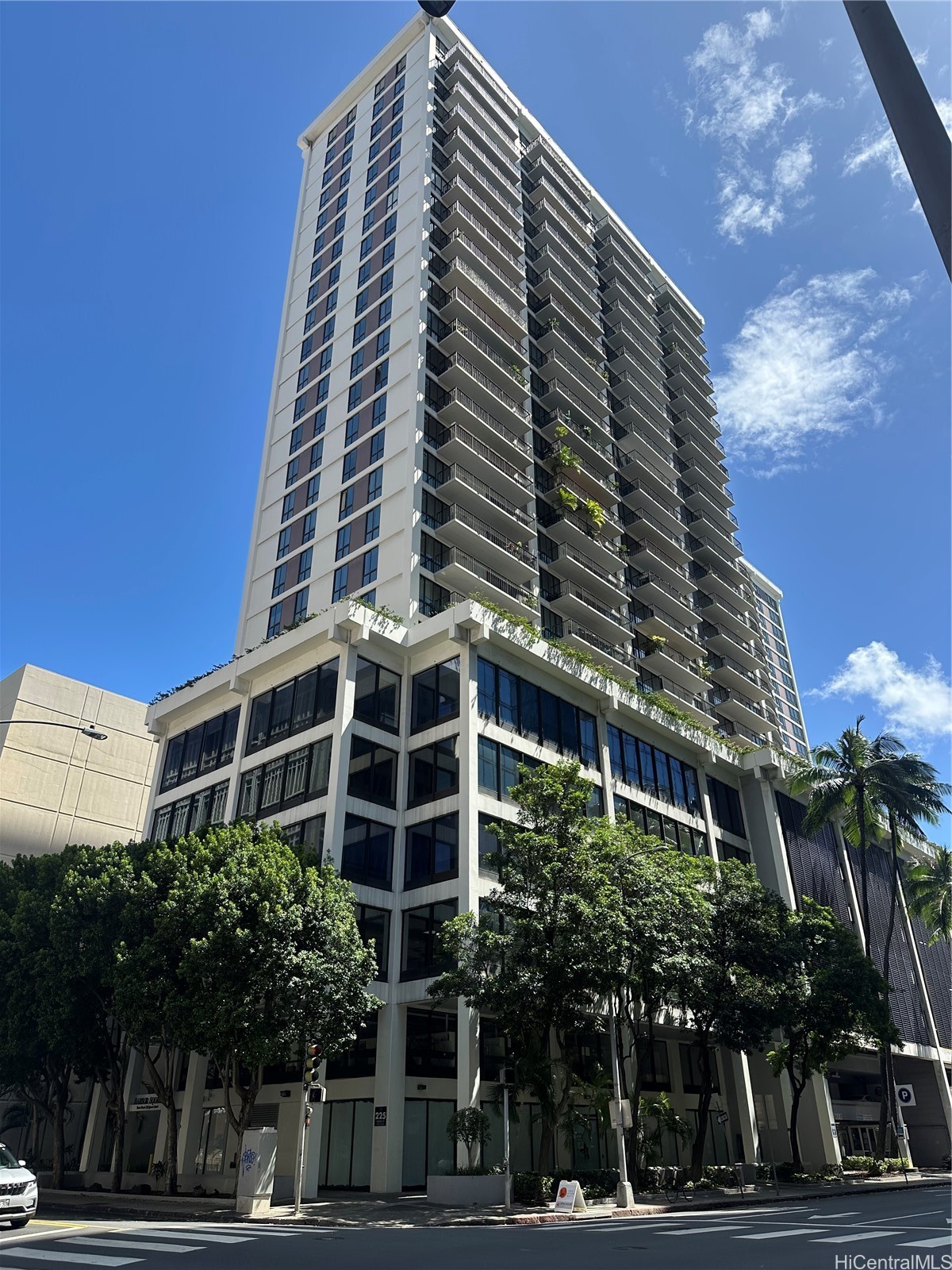 カカアコ・ダウンタウン | 225 Queen Street, Honolulu, HI 96813