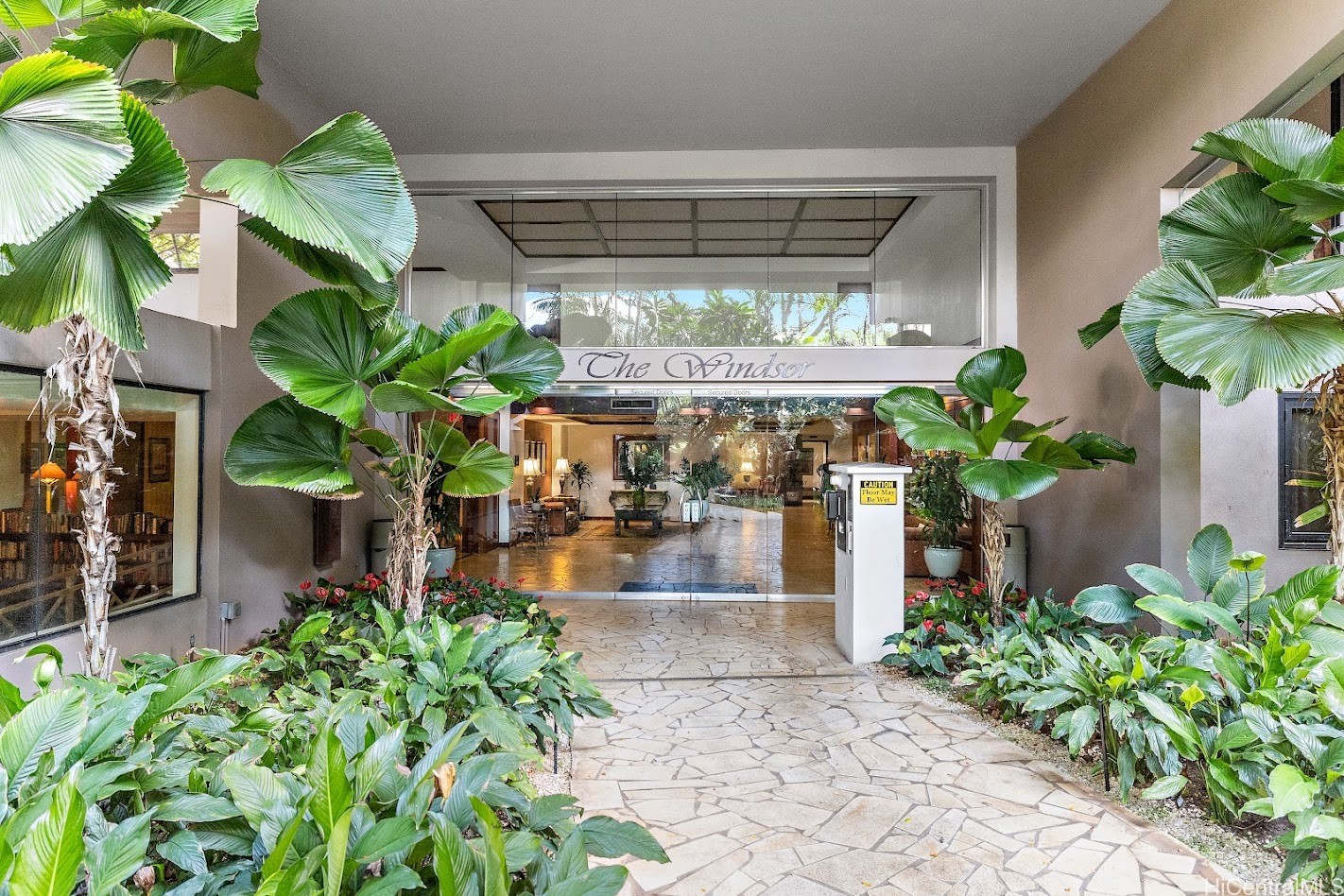 ワイキキ | 343 Hobron Lane, Honolulu, HI 96815