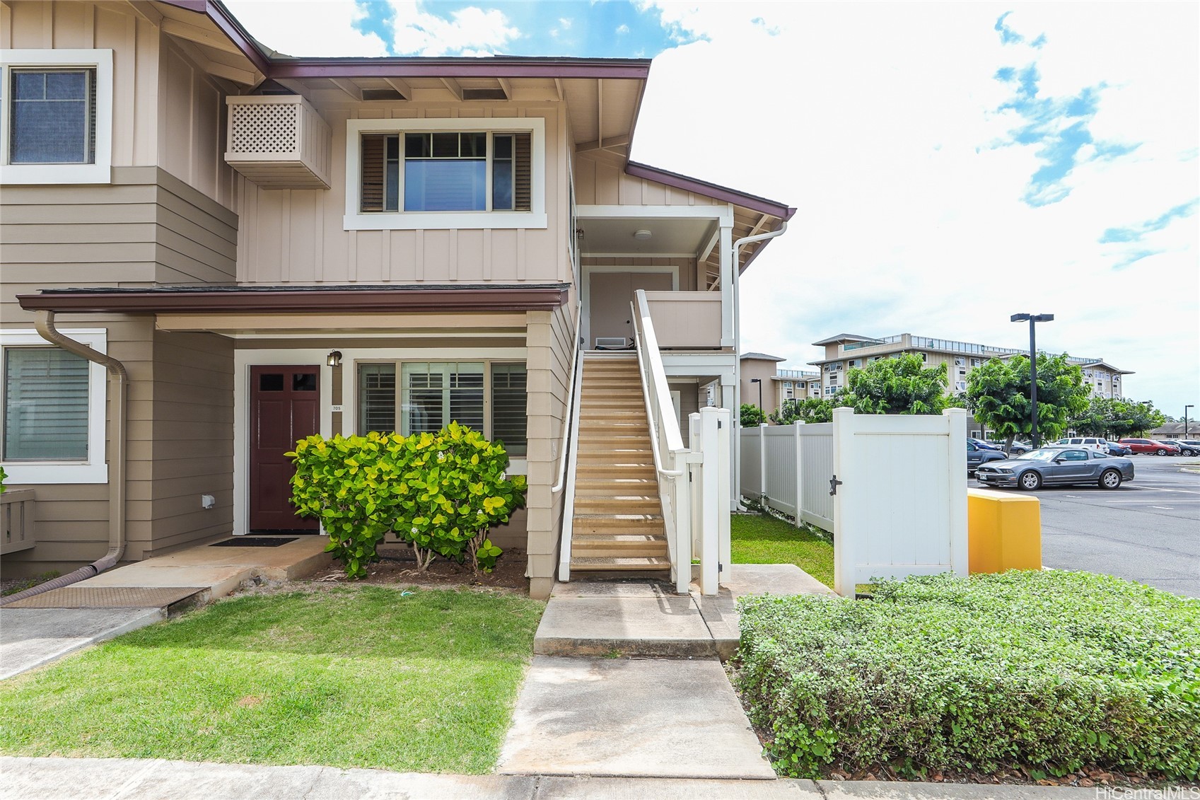カポレイ・コオリナ | 91-1025 Kamaaha Avenue, Kapolei, HI 96707