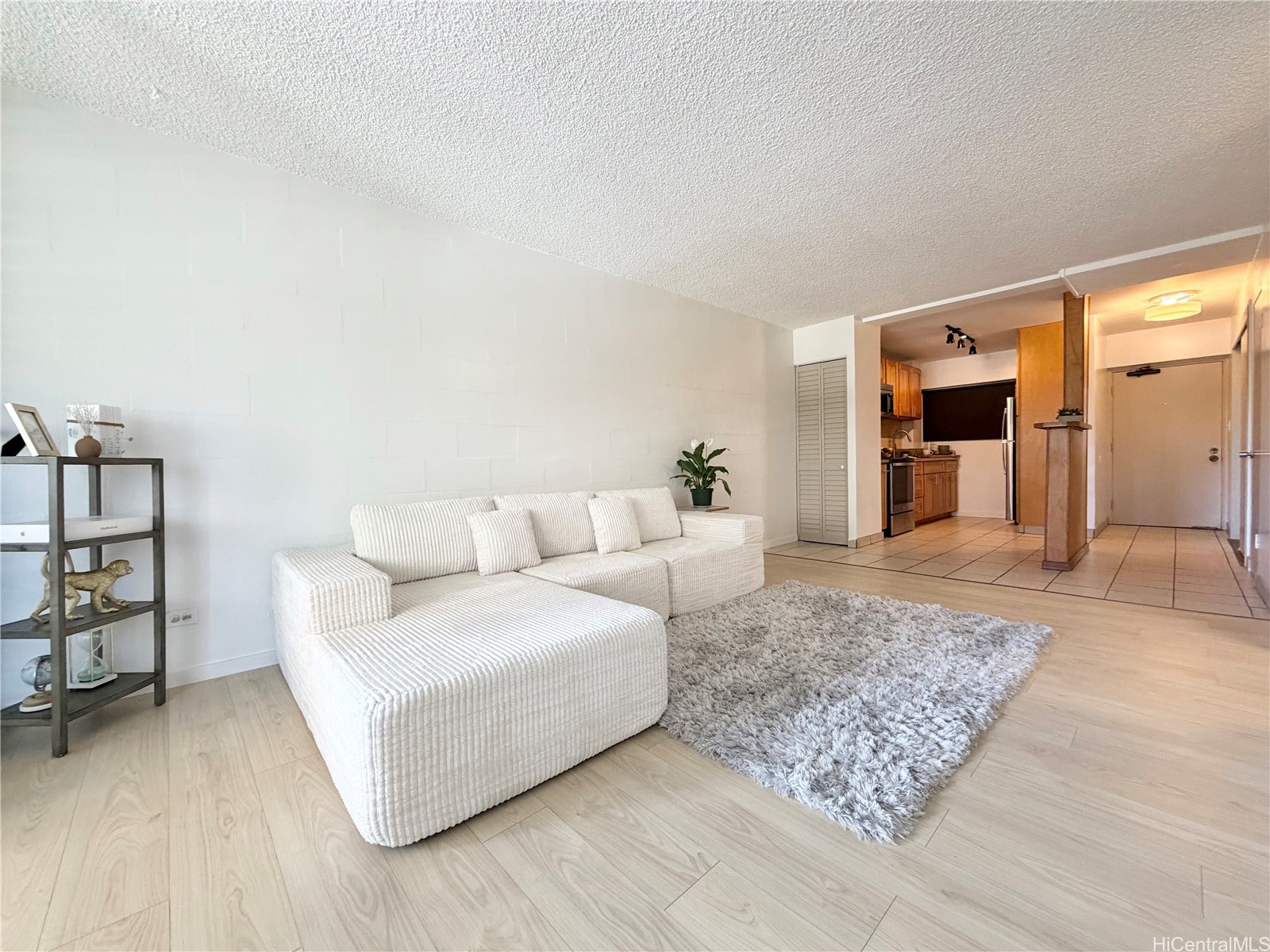 2488 Kapiolani Boulevard, Honolulu, HI 96826