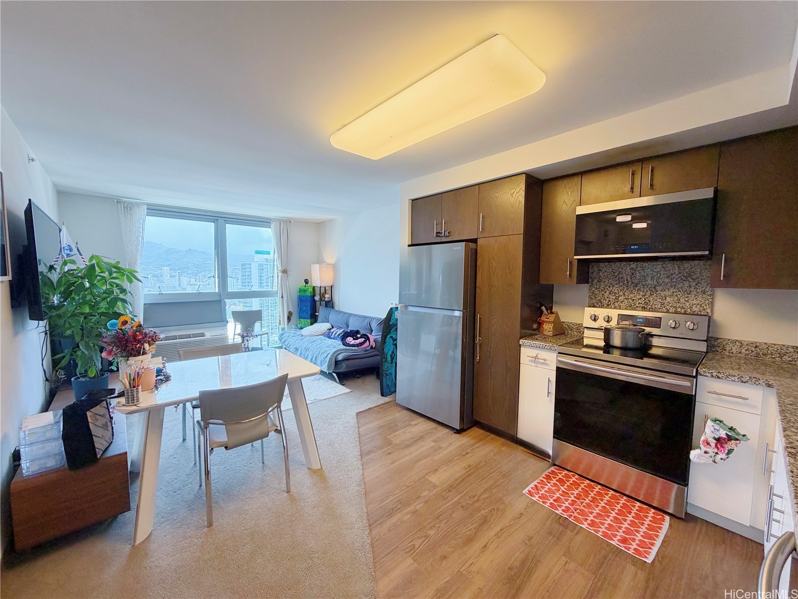 カカアコ・ダウンタウン | 988 Halekauwila Street, Honolulu, HI 96814