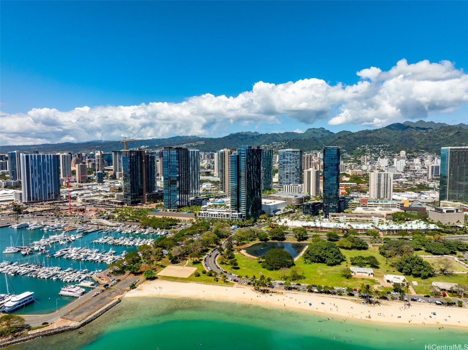 カカアコ・ダウンタウン | 1118 Ala Moana Boulevard, Honolulu, HI 96814