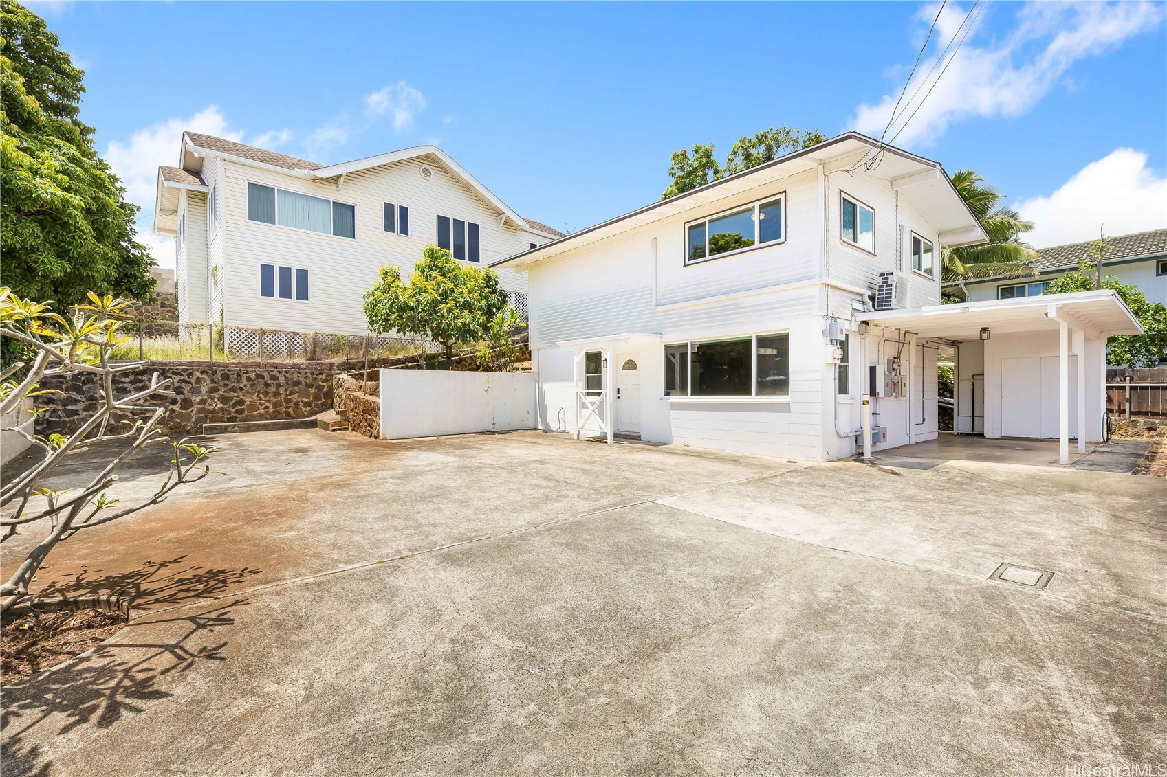 2126 Wilder Avenue, Honolulu, HI 96822
