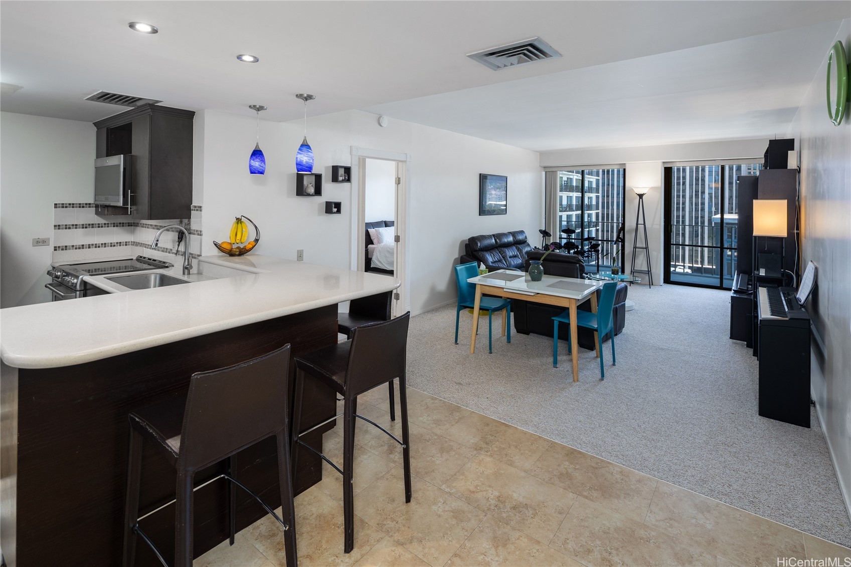 カカアコ・ダウンタウン | 700 Richards Street, Honolulu, HI 96813
