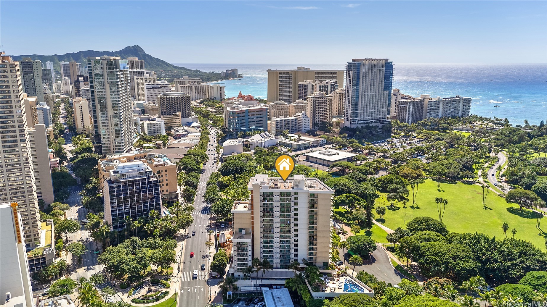 ワイキキ | 2045 Kalakaua Avenue, Honolulu, HI 96815