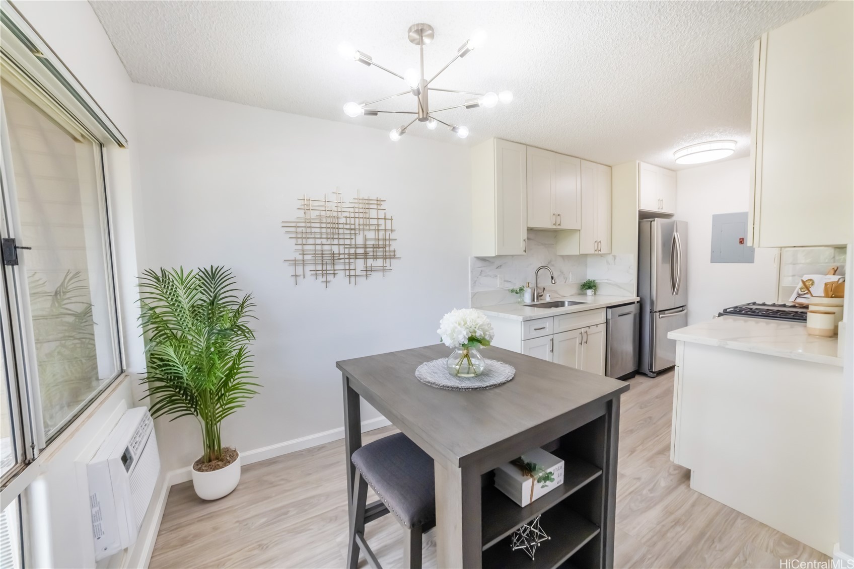 エバ | 91-1170 Puamaeole Street, Ewa Beach, HI 96706