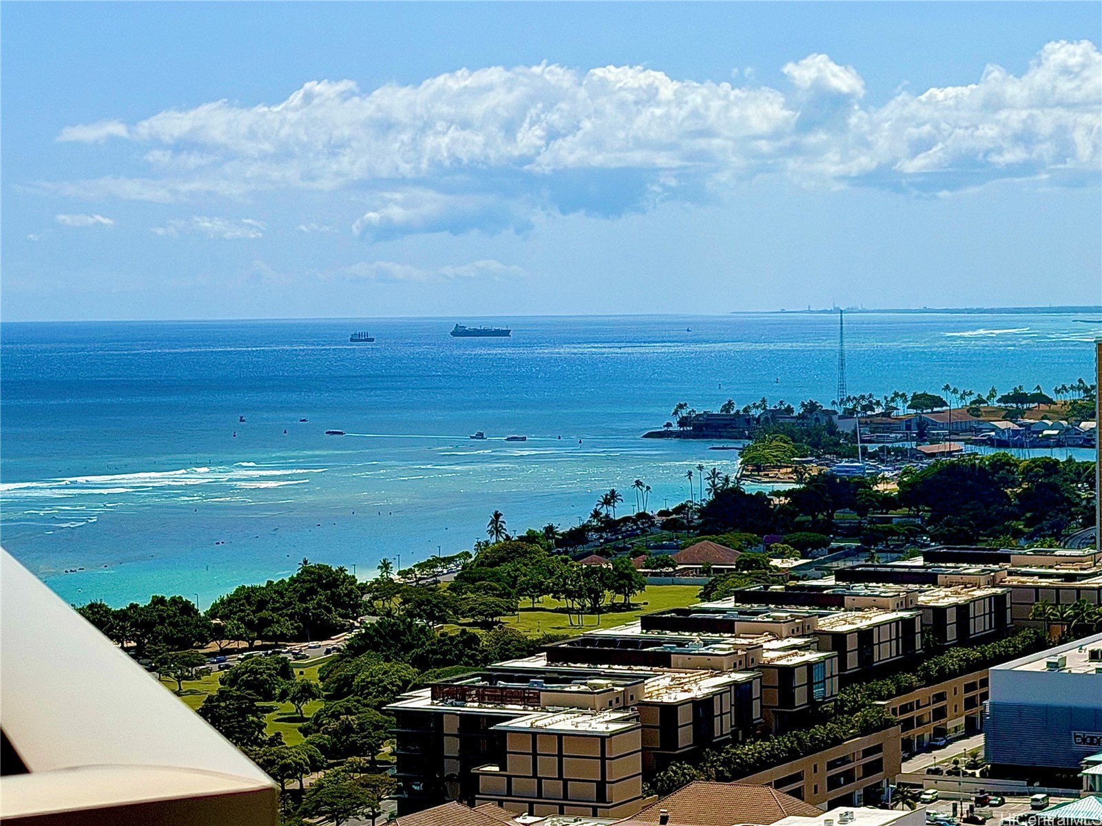 アラモアナ | 410 Atkinson Drive, Honolulu, HI 96814