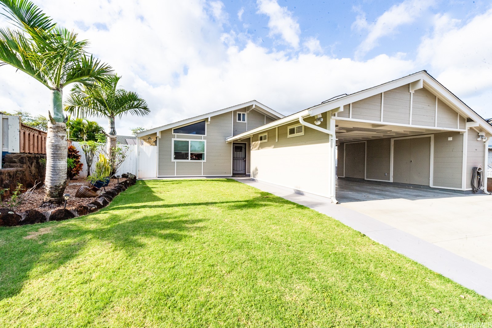 ソルトレイク | 94-318 Akia Place, Mililani, HI 96789