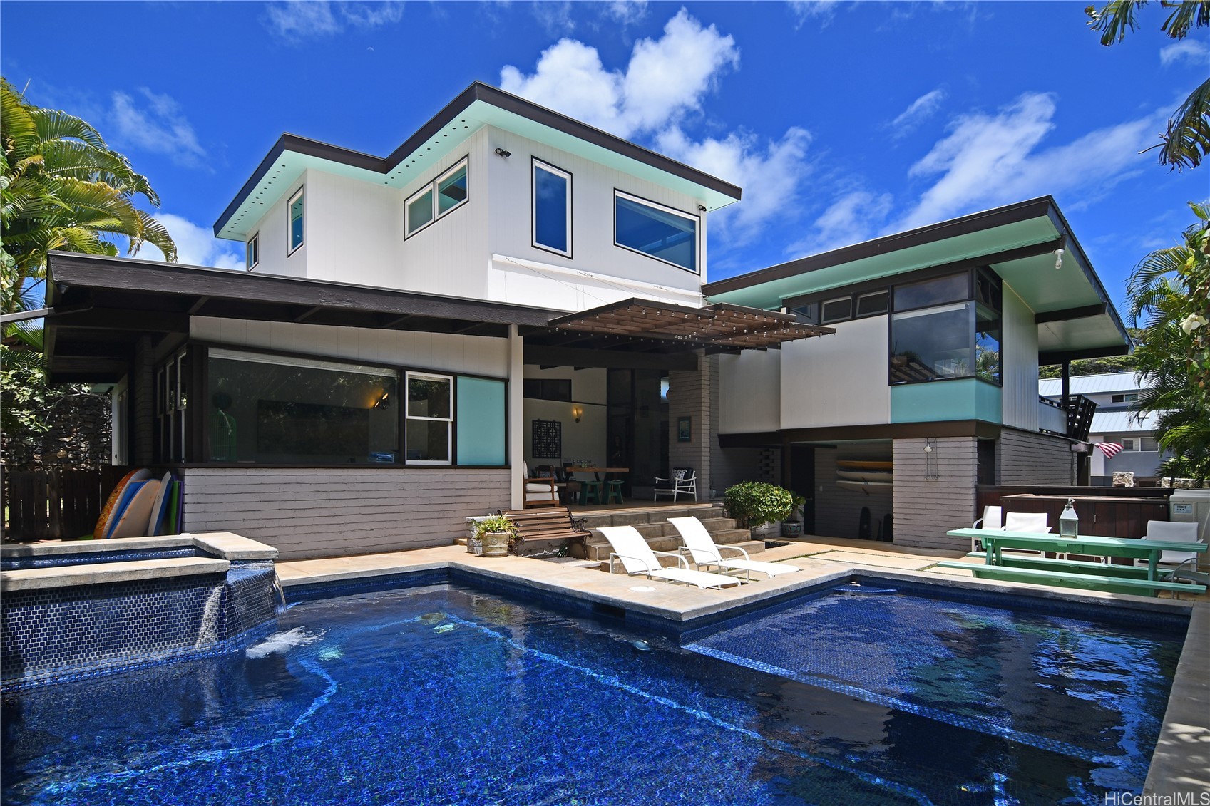 ダイヤモンドヘッド | 4072 Kulamanu Street, Honolulu, HI 96816
