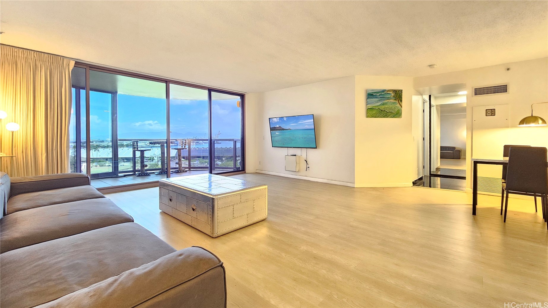 カカアコ・ダウンタウン | 415 South Streets, Honolulu, HI 96813