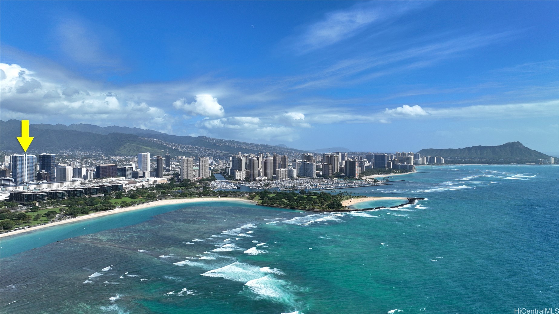 アラモアナ | 1391 Kapiolani Boulevard, Honolulu, HI 96814