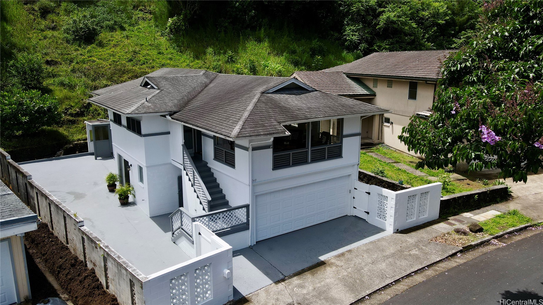 240 Puiwa Road, Honolulu, HI 96817