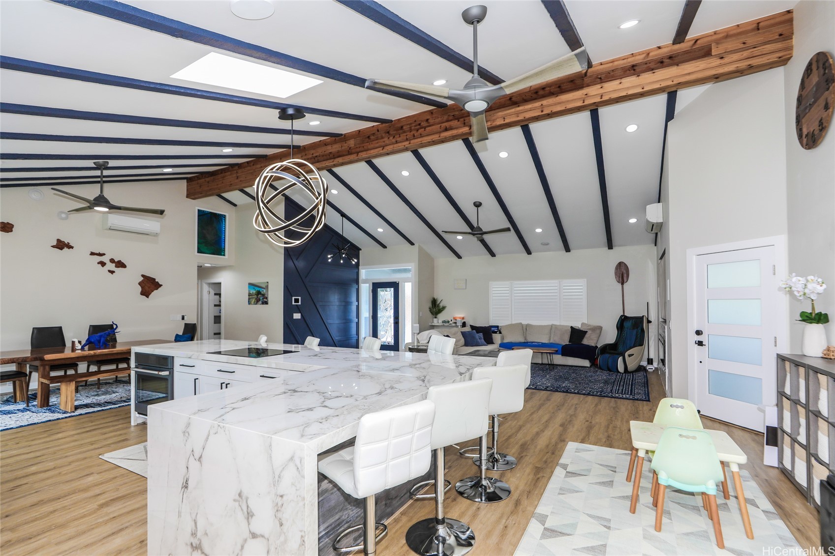 ハワイカイ | 654 Lunalilo Home Road, Honolulu, HI 96825