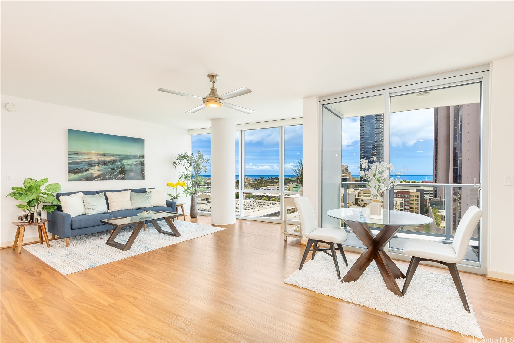 カカアコ・ダウンタウン | 555 South Street, Honolulu, HI 96813