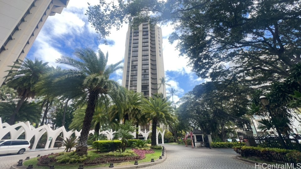 ワイキキ | 300 Wai Nani Way, Honolulu, HI 96815