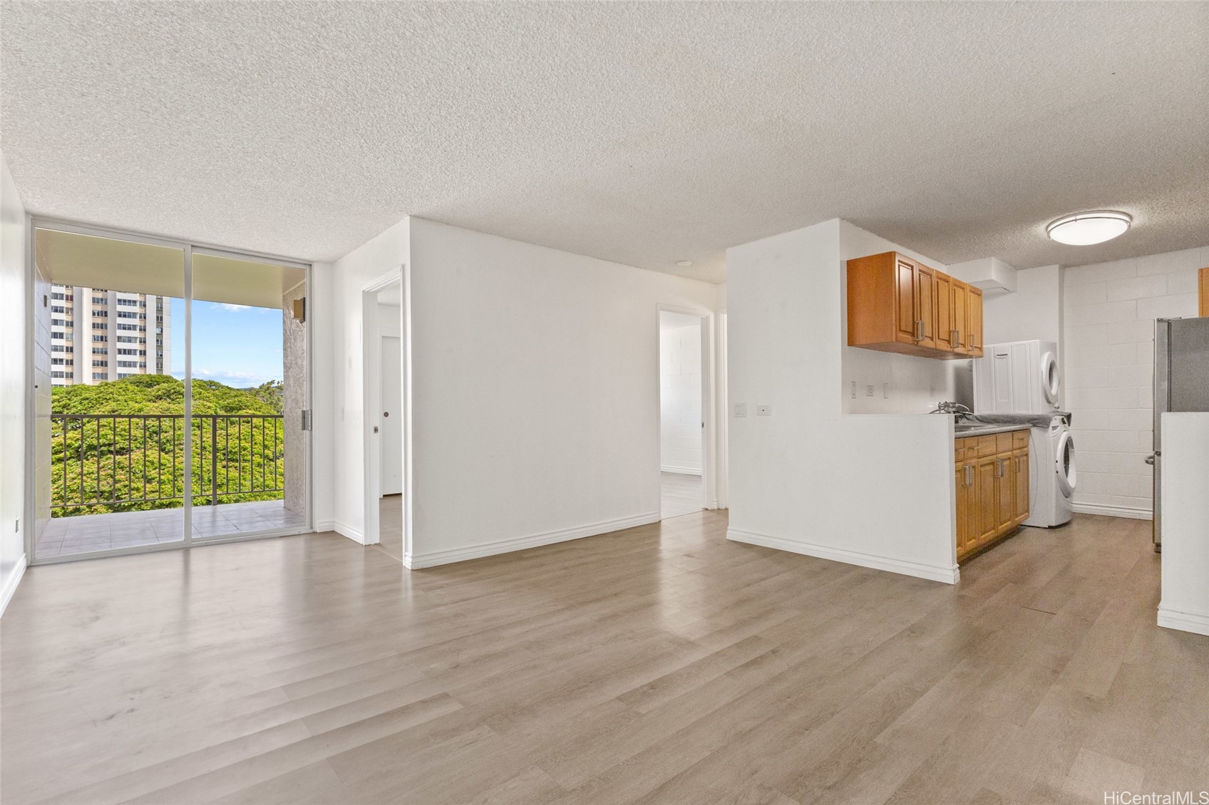 1260 Richard Lane, Honolulu, HI 96819