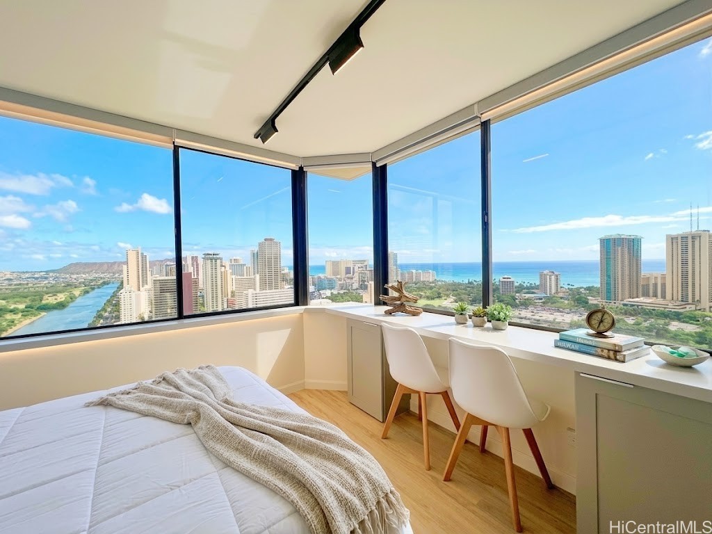 ワイキキ | 444 Niu Street, Honolulu, HI 96815