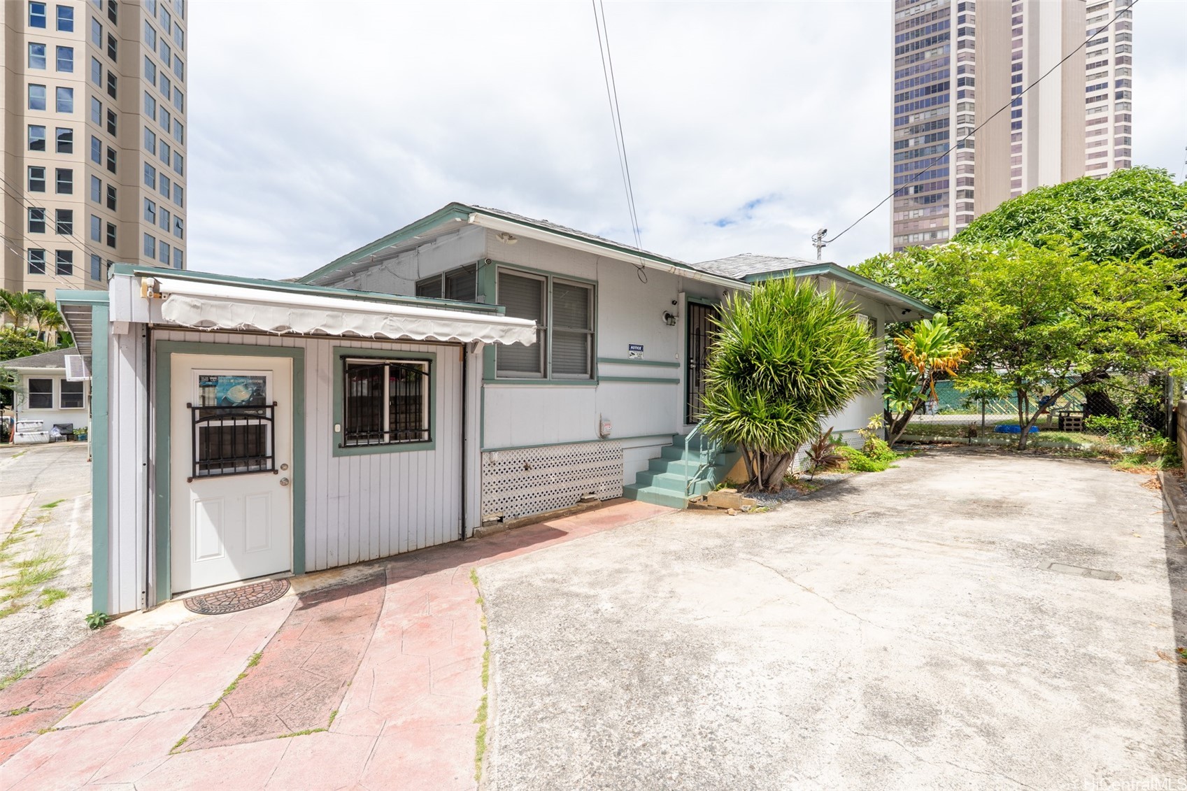 1059 Kinau Street, Honolulu, HI 96814