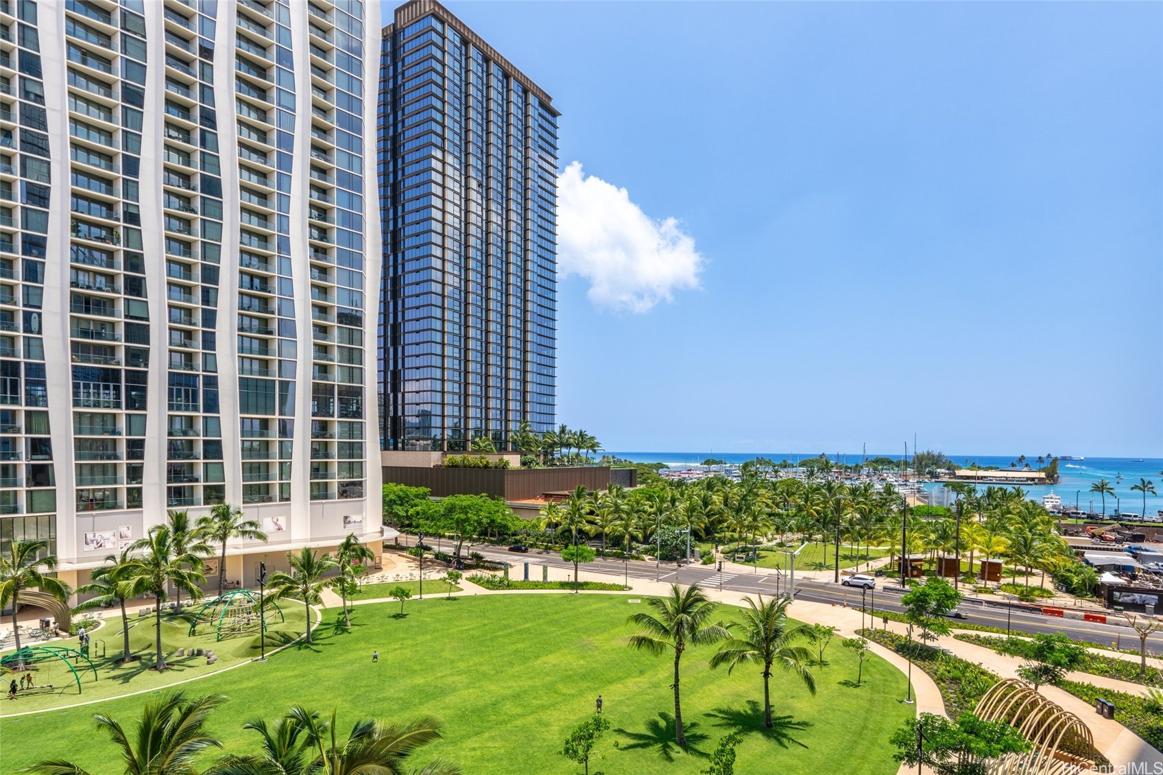 カカアコ・ダウンタウン | 333 Ward Avenue, Honolulu, HI 96814
