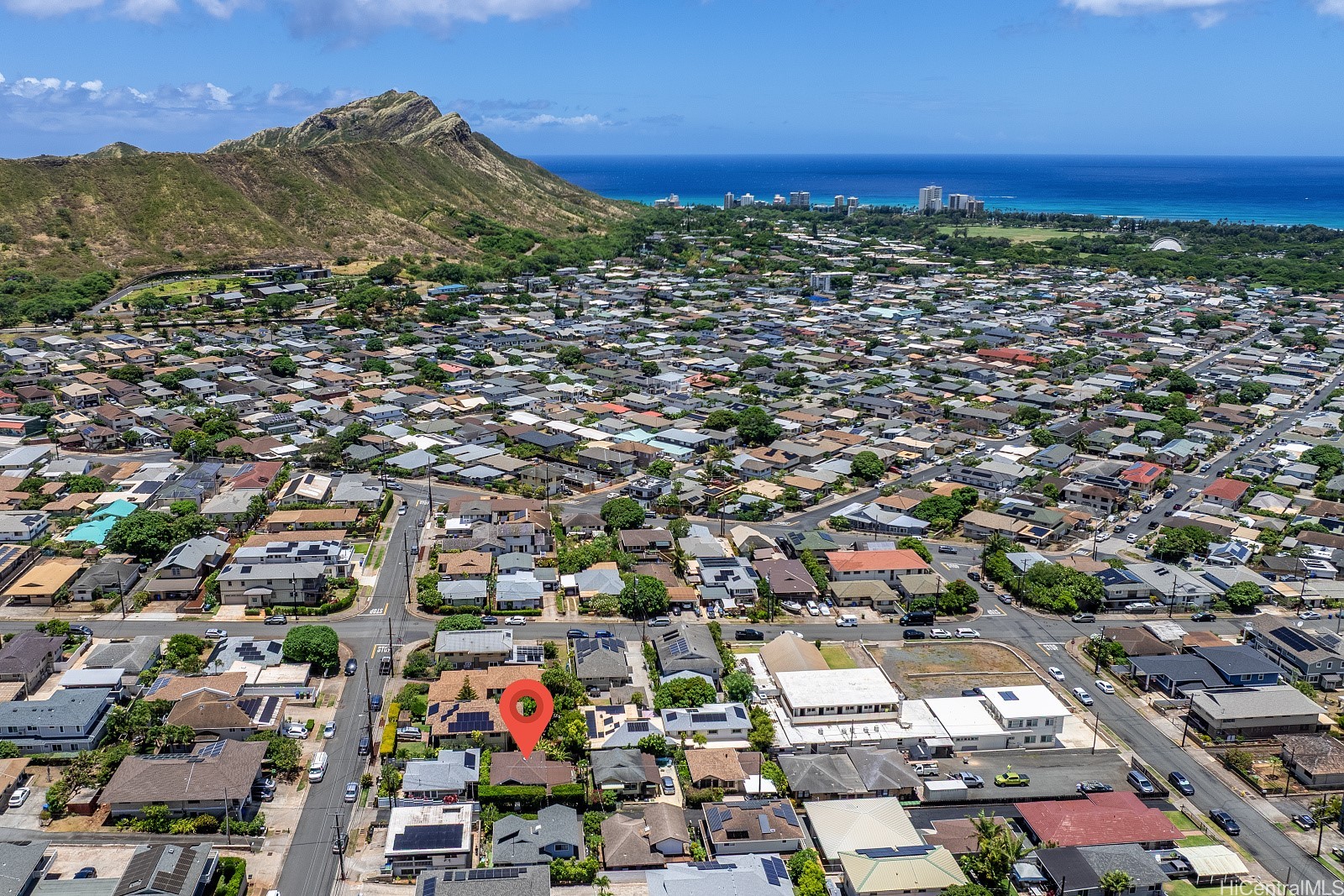 カハラ・ワイアラエ | 618 11th Avenue, Honolulu, HI 96816