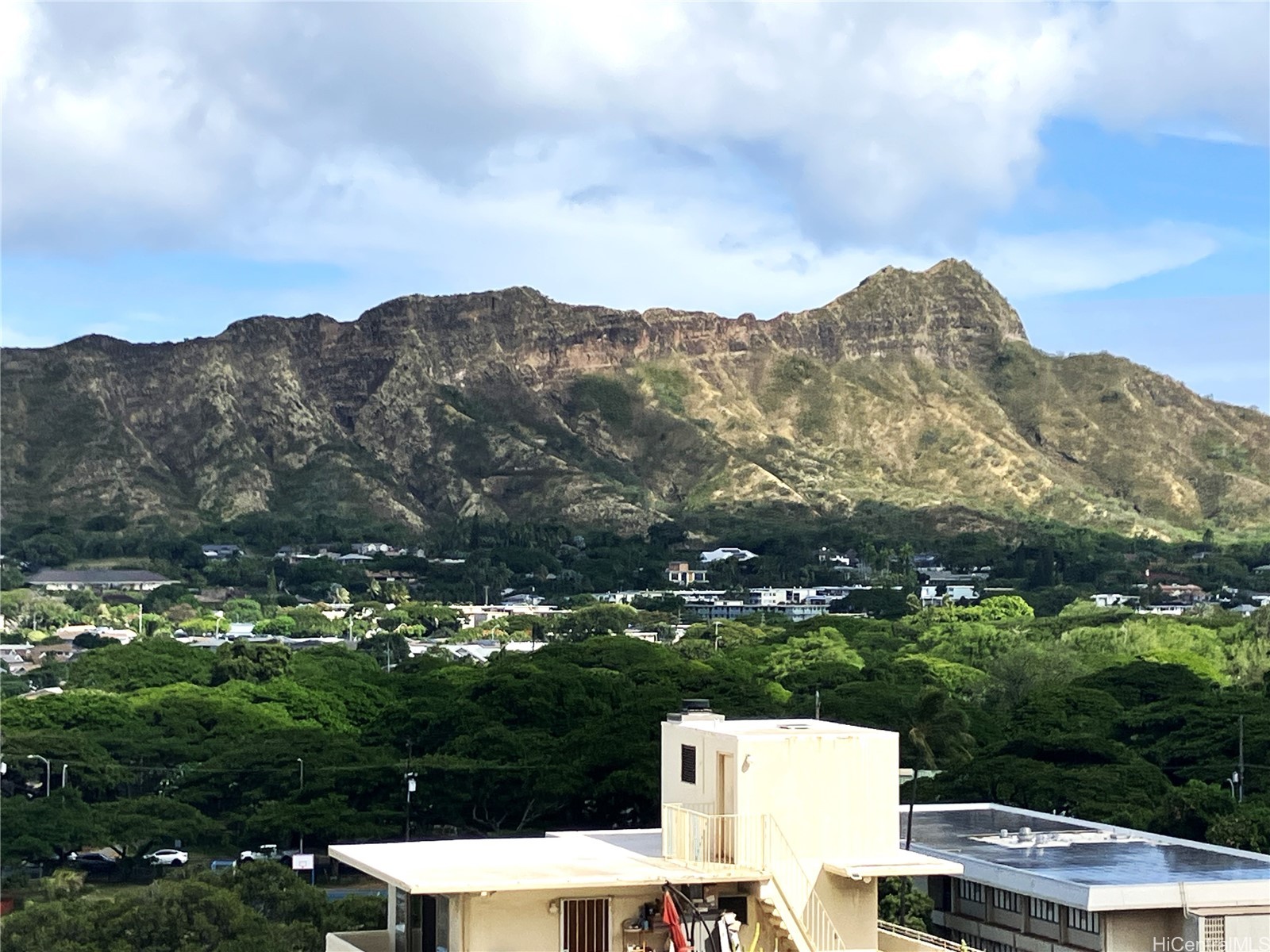 ワイキキ | 2609 Ala Wai Boulevard, Honolulu, HI 96815