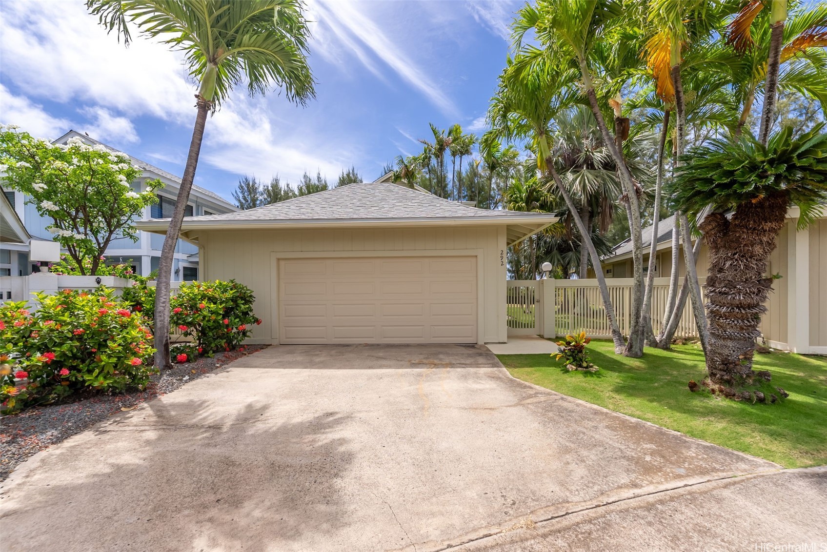 ハワイカイ | 292 Kipukai Place, Honolulu, HI 96825