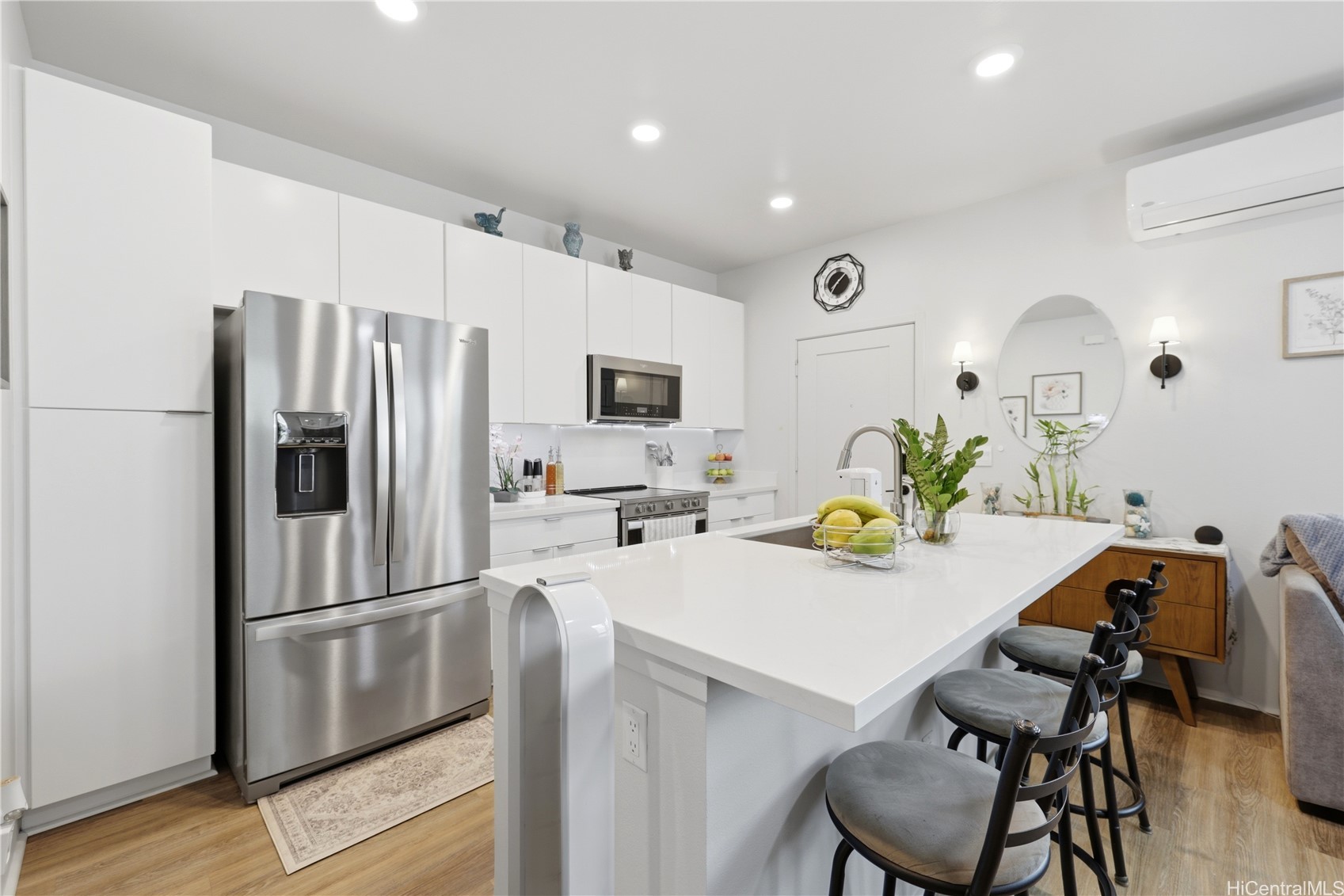 エバ | 91-1640 Honouliuli Street, Ewa Beach, HI 96706