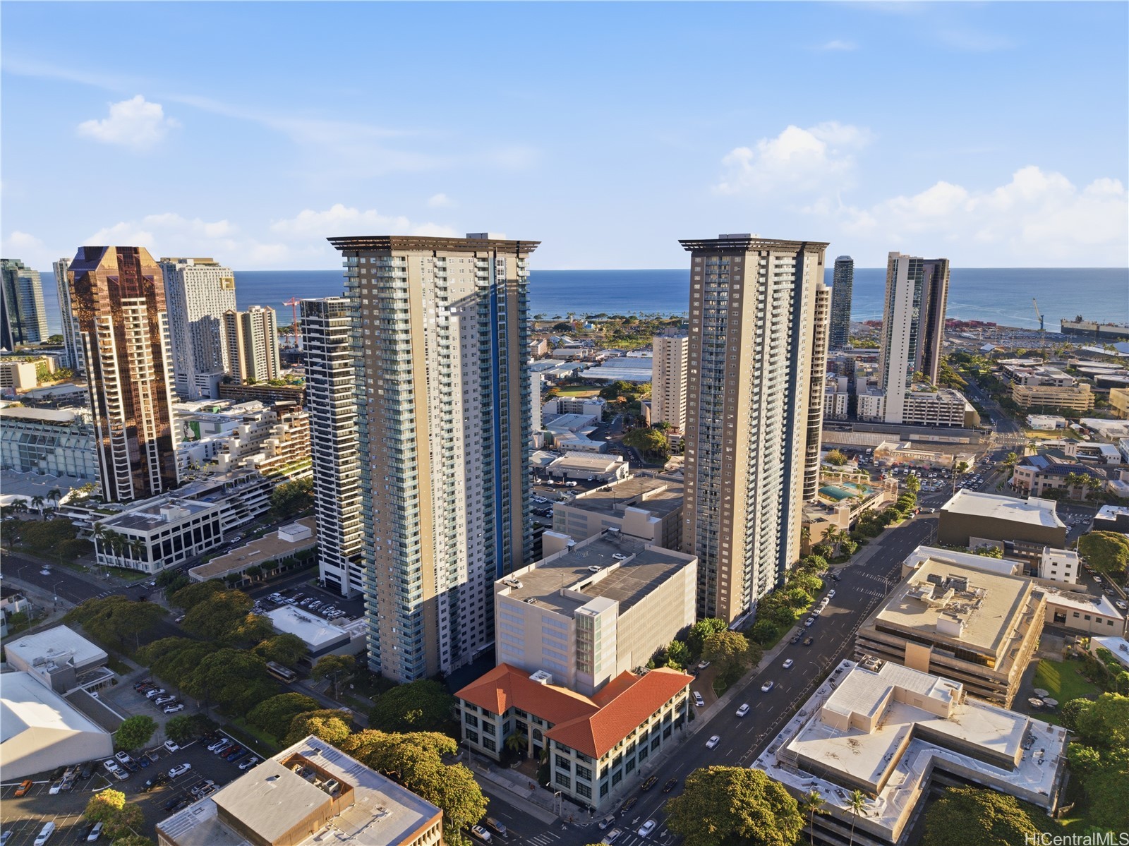 カカアコ・ダウンタウン | 801 South Street, Honolulu, HI 96813