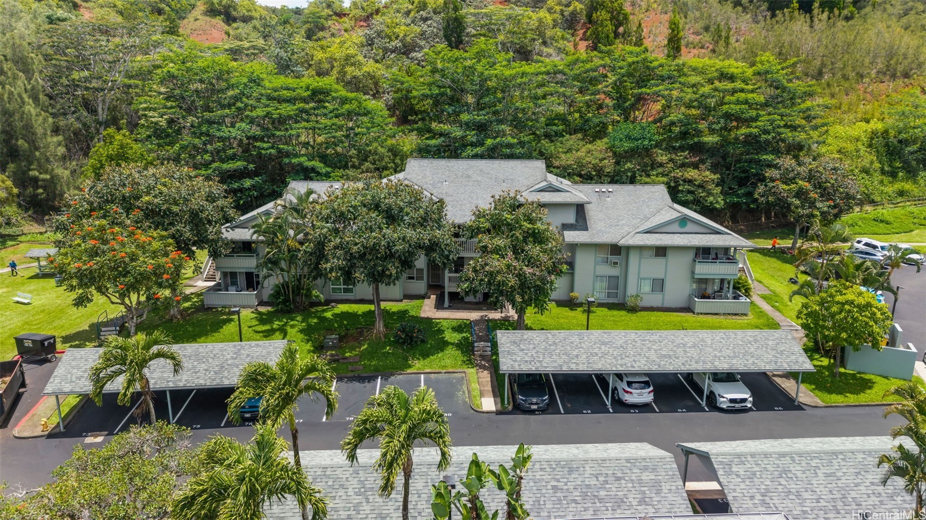 ソルトレイク | 95-528 Wikao Street, Mililani, HI 96789
