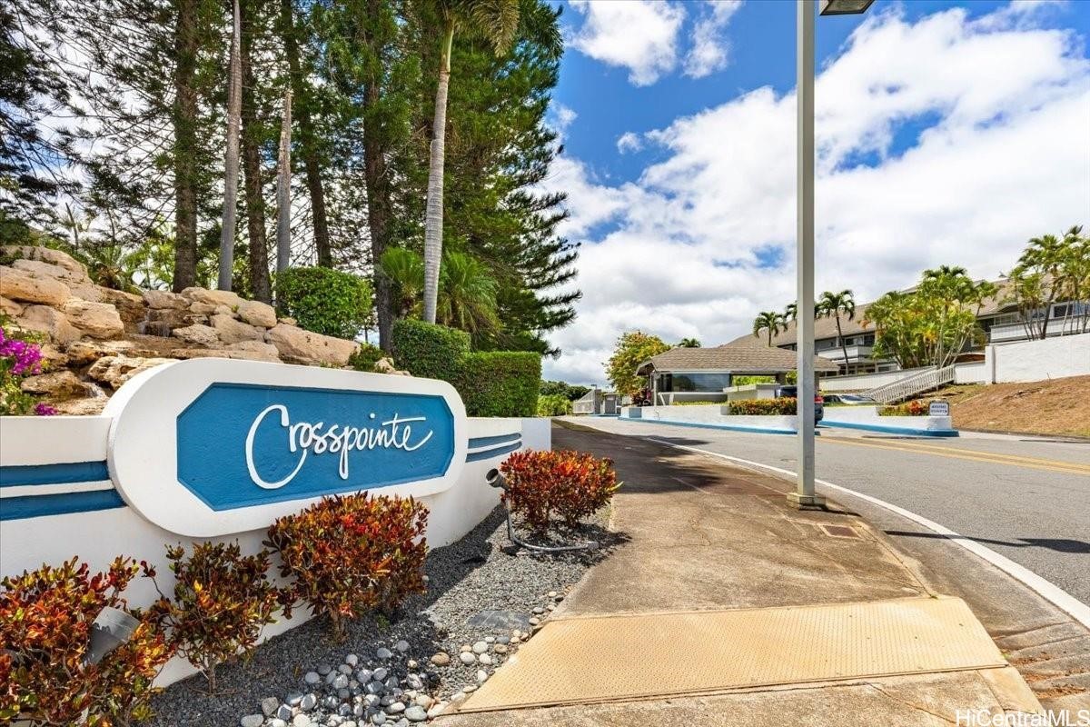 ソルトレイク | 287 Mananai Place, Honolulu, HI 96818