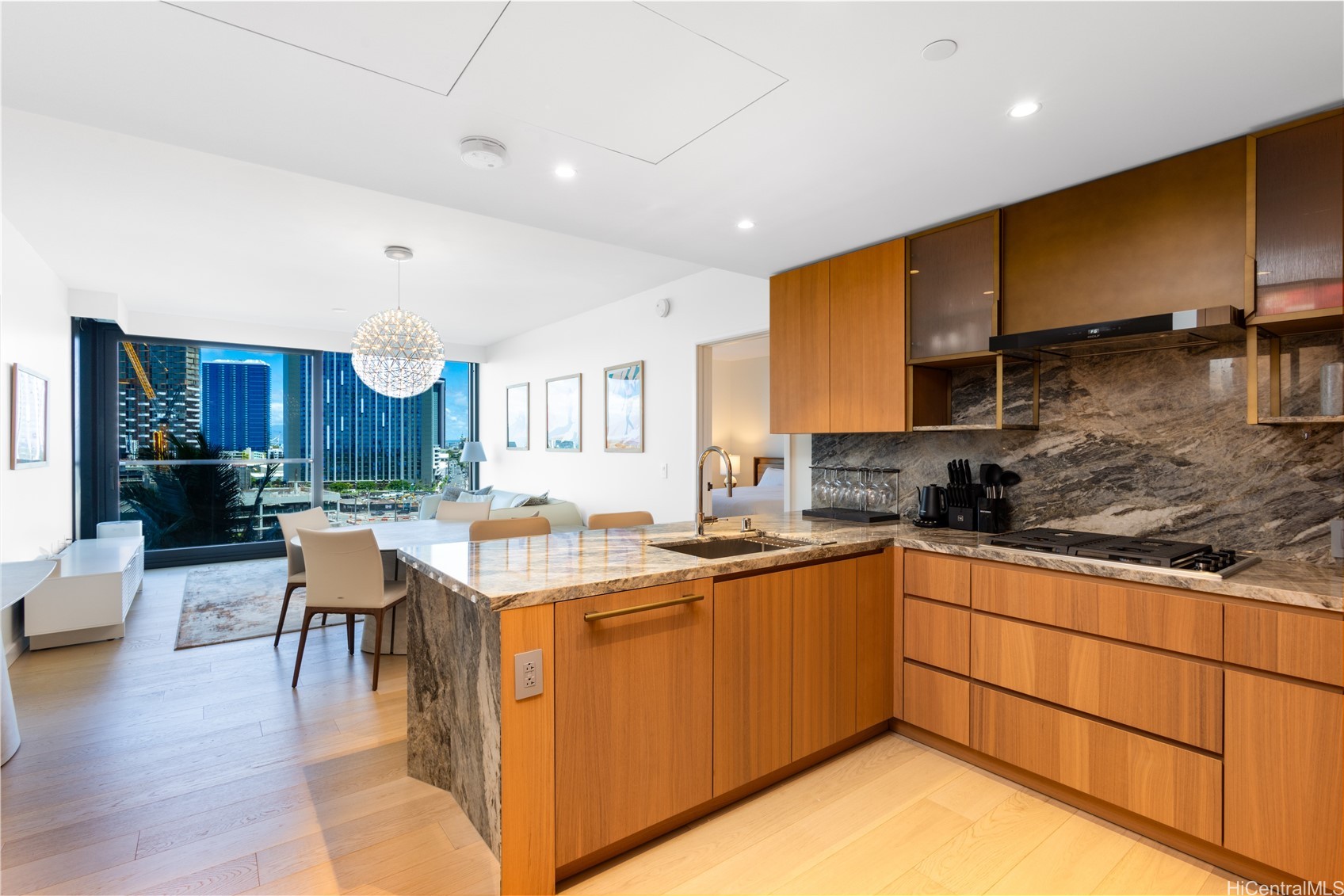 カカアコ・ダウンタウン | 1100 Ala Moana Boulevard, Honolulu, HI 96814