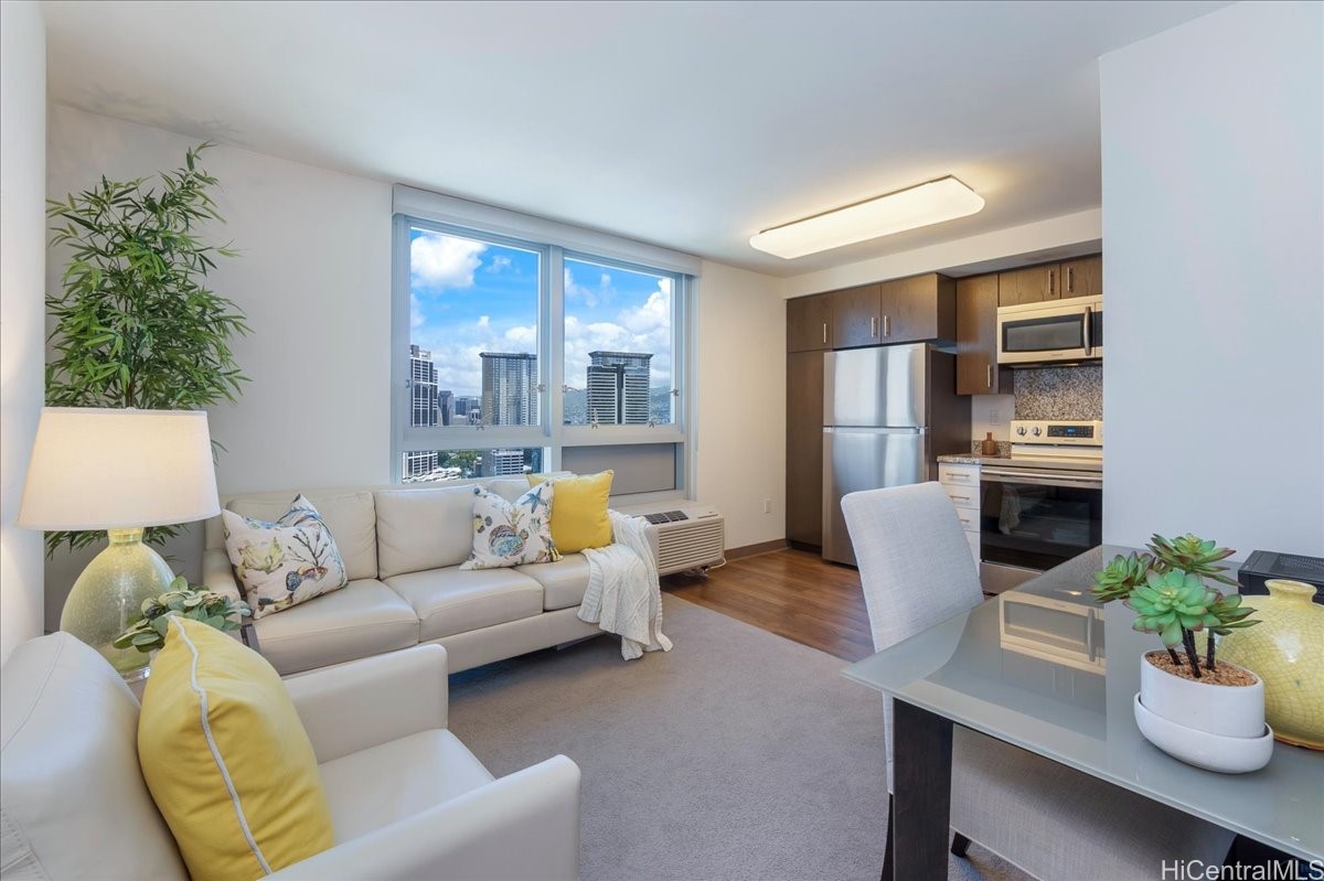 カカアコ・ダウンタウン | 988 Halekauwila Street, Honolulu, HI 96814