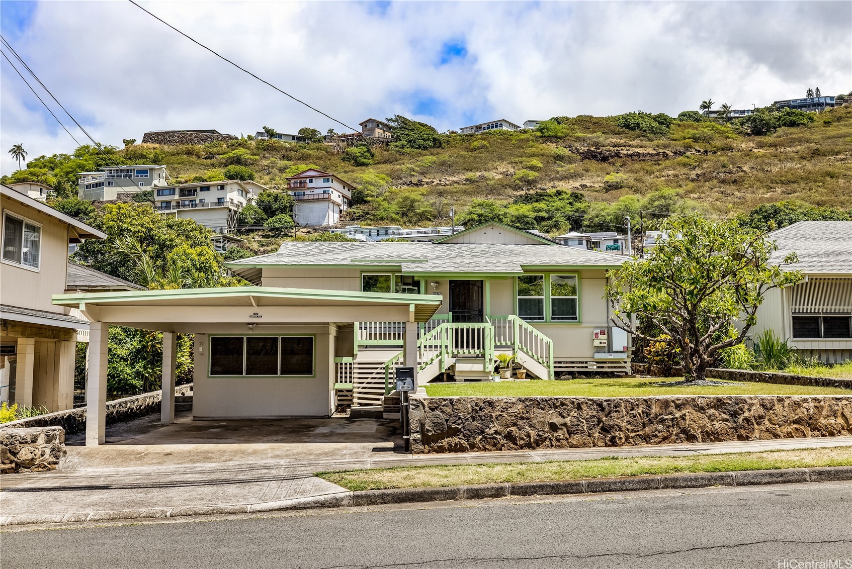 カハラ・ワイアラエ | 1362 Ainakoa Avenue, Honolulu, HI 96821