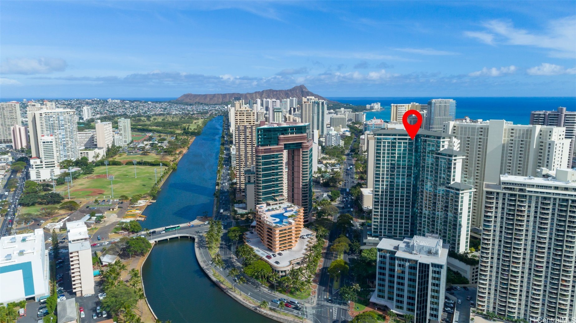 ワイキキ | 1837 Kalakaua Avenue, Honolulu, HI 96815
