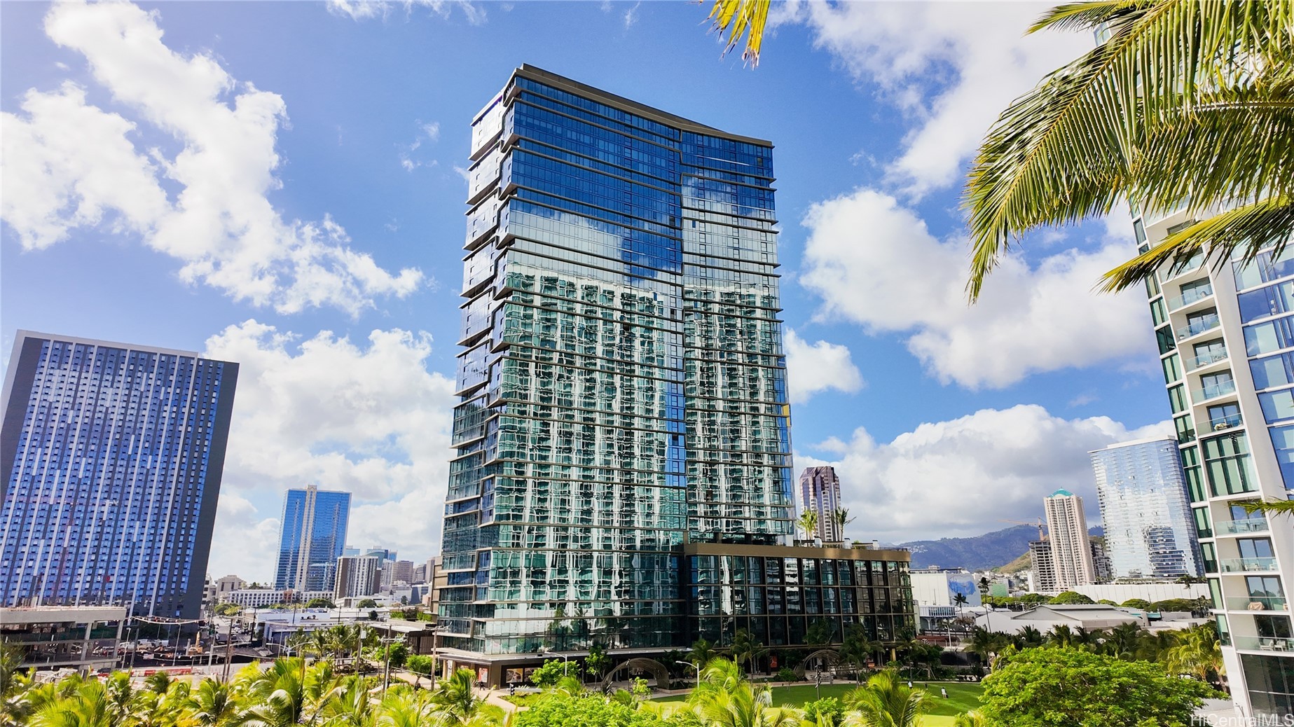 カカアコ・ダウンタウン | 333 Ward Avenue, Honolulu, HI 96814