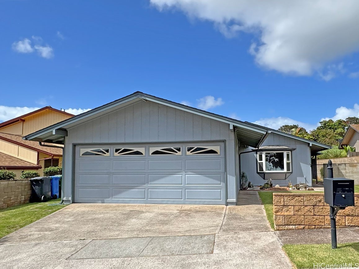カポレイ・コオリナ | 92-1236 Uahanai Street, Kapolei, HI 96707