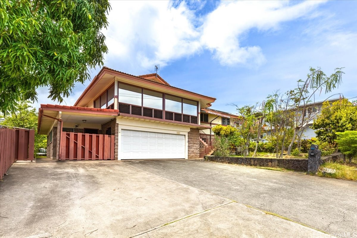 カカアコ・ダウンタウン | 1244 Hala Drive, Honolulu, HI 96817